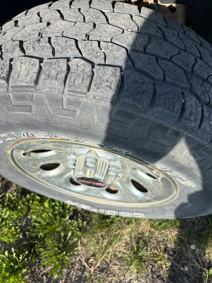 GMC Sierra 1500 снимка GMC Sierra 1500