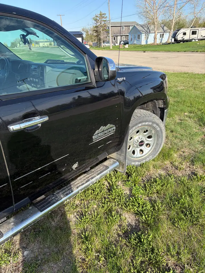 GMC Sierra 1500 снимка GMC Sierra 1500