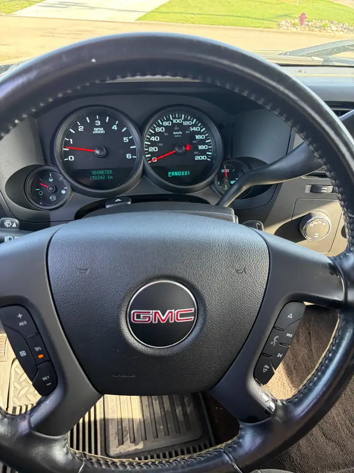GMC Sierra 1500 снимка GMC Sierra 1500