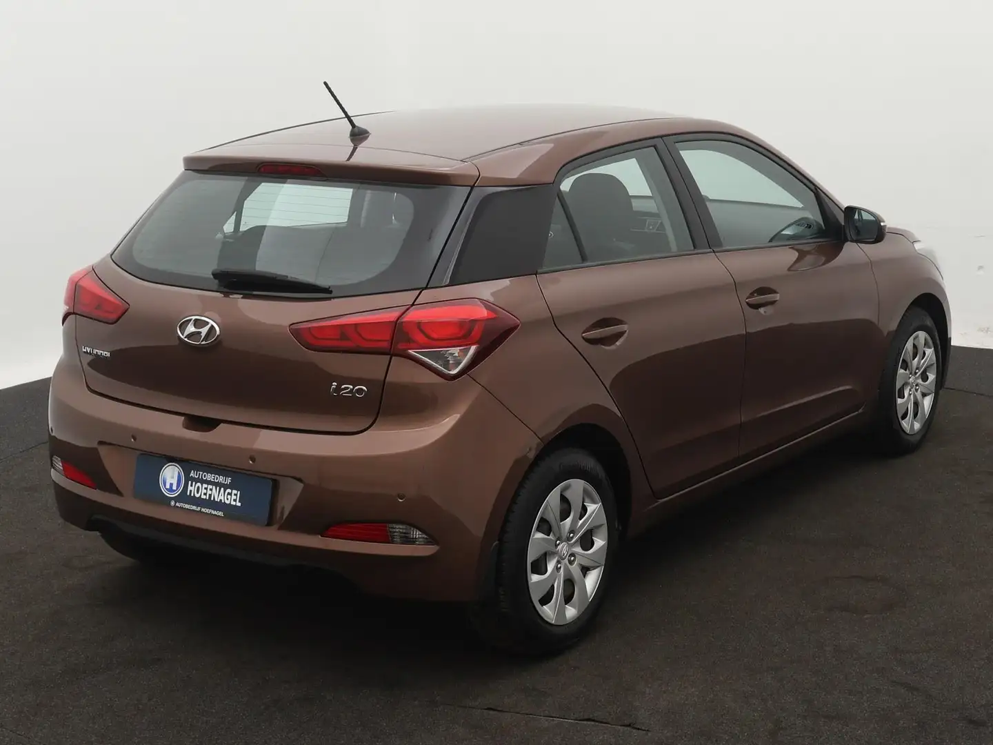 Hyundai i20 1.4 Business Edition Automaat | Stoelverwarming | Bruin - 2
