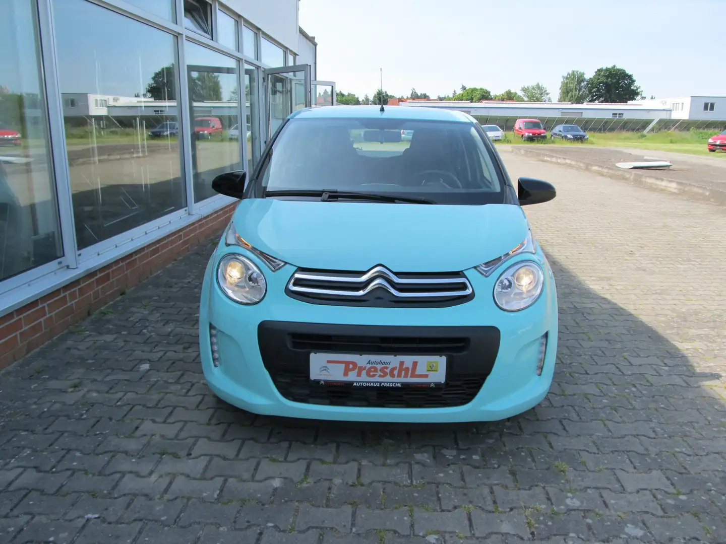 Citroen C1 Feel, Klimaanlage, 8- fach Bereift, DAB- Radio Vert - 2