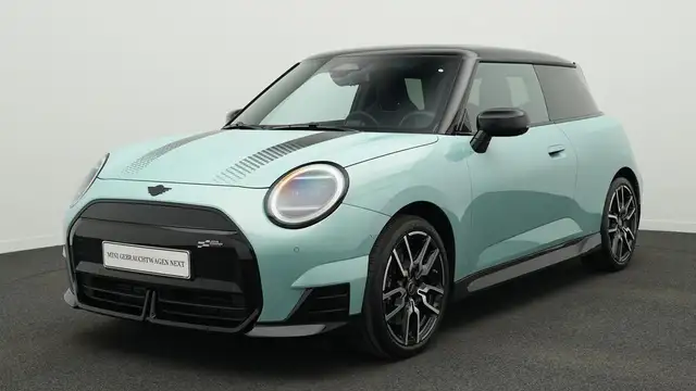 MINI Cooper E John Cooper Works Trim