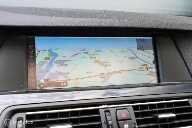 BMW 5 Series view 16