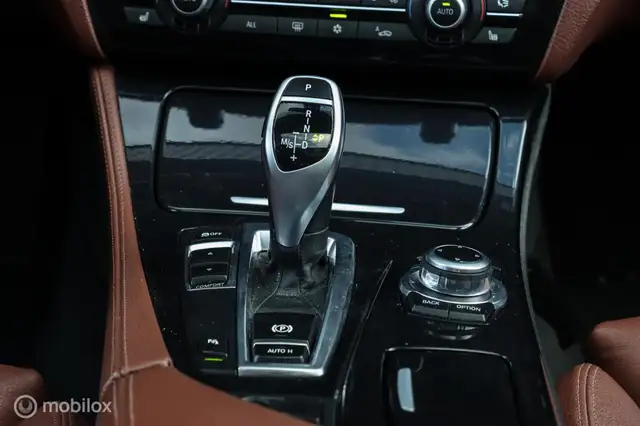 BMW 5 Series view 12