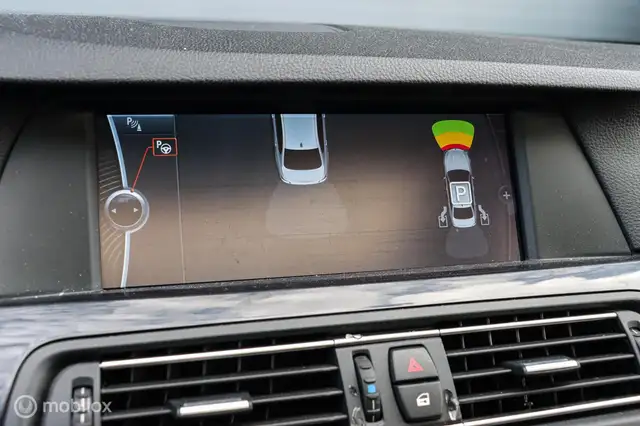 BMW 5 Series view 19