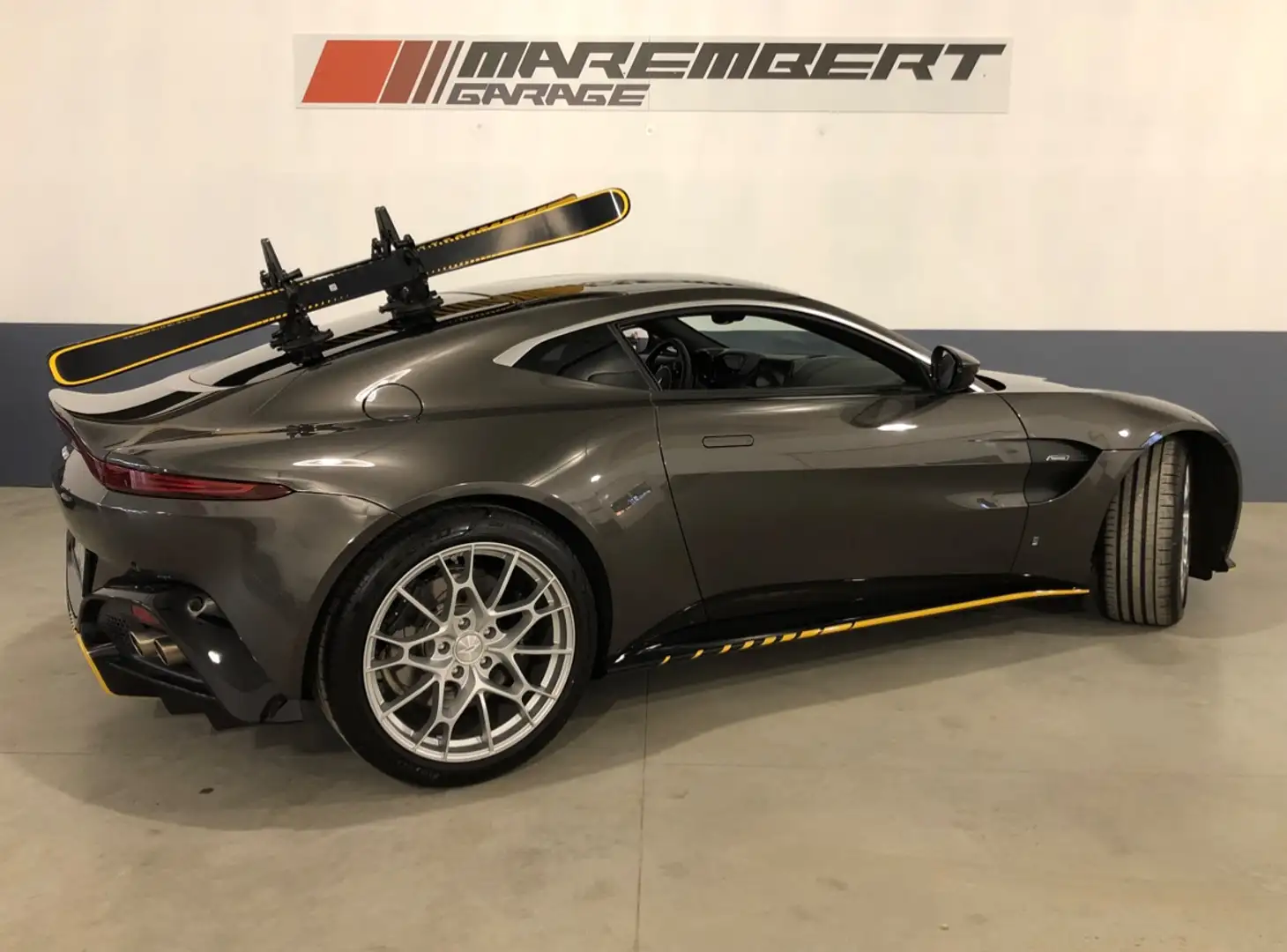 Aston Martin Vantage V8 510 ch EDITION 007 Szürke - 2