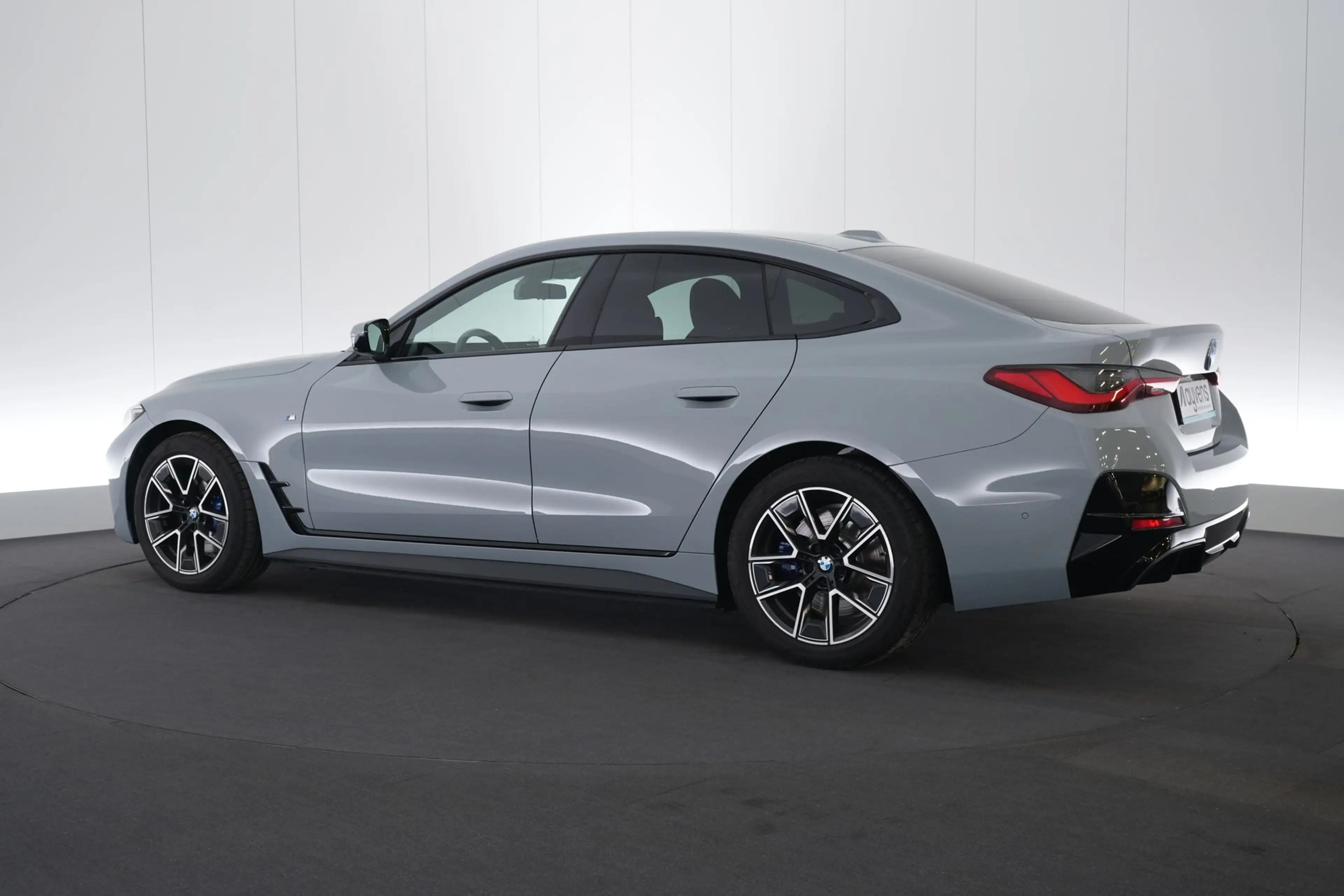 BMW i4 eDrive35 Business M-Sport LEDER/CUIR LED GPS PDC 3 — photo 10
