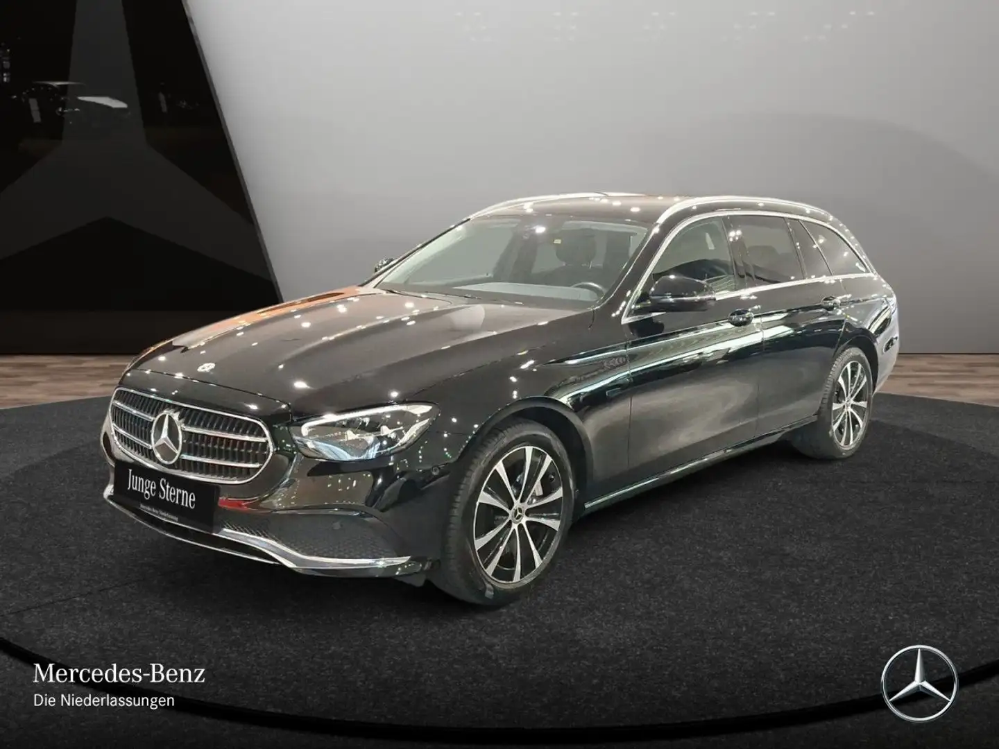 Mercedes-Benz E 300 de T AVANTG+LED+KAMERA+TOTW+9G Schwarz - 2