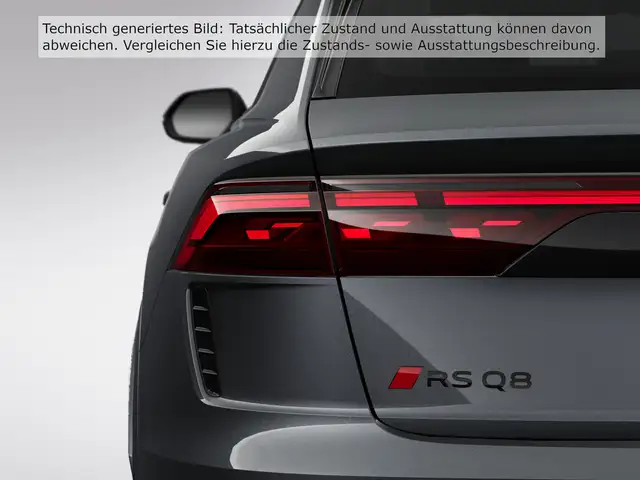 Audi RS Q8 view 7