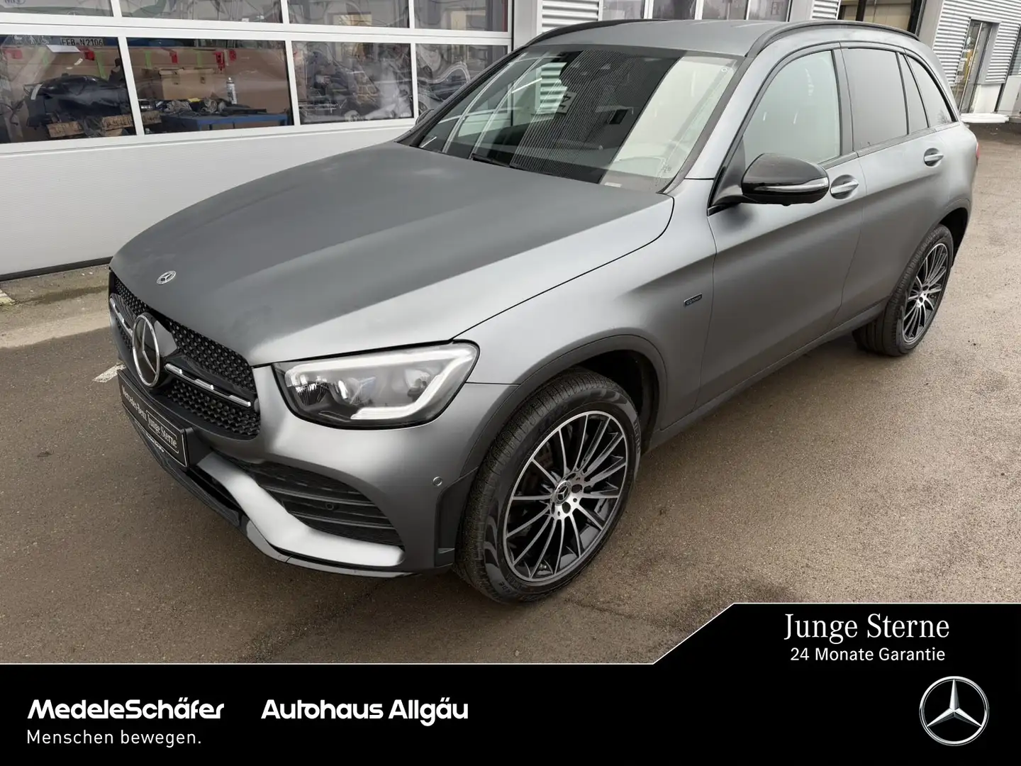 Mercedes-Benz GLC 300 GLC 300 e 4M AMG Night MATT Dis Mem MLED Bur 360 Grau - 1