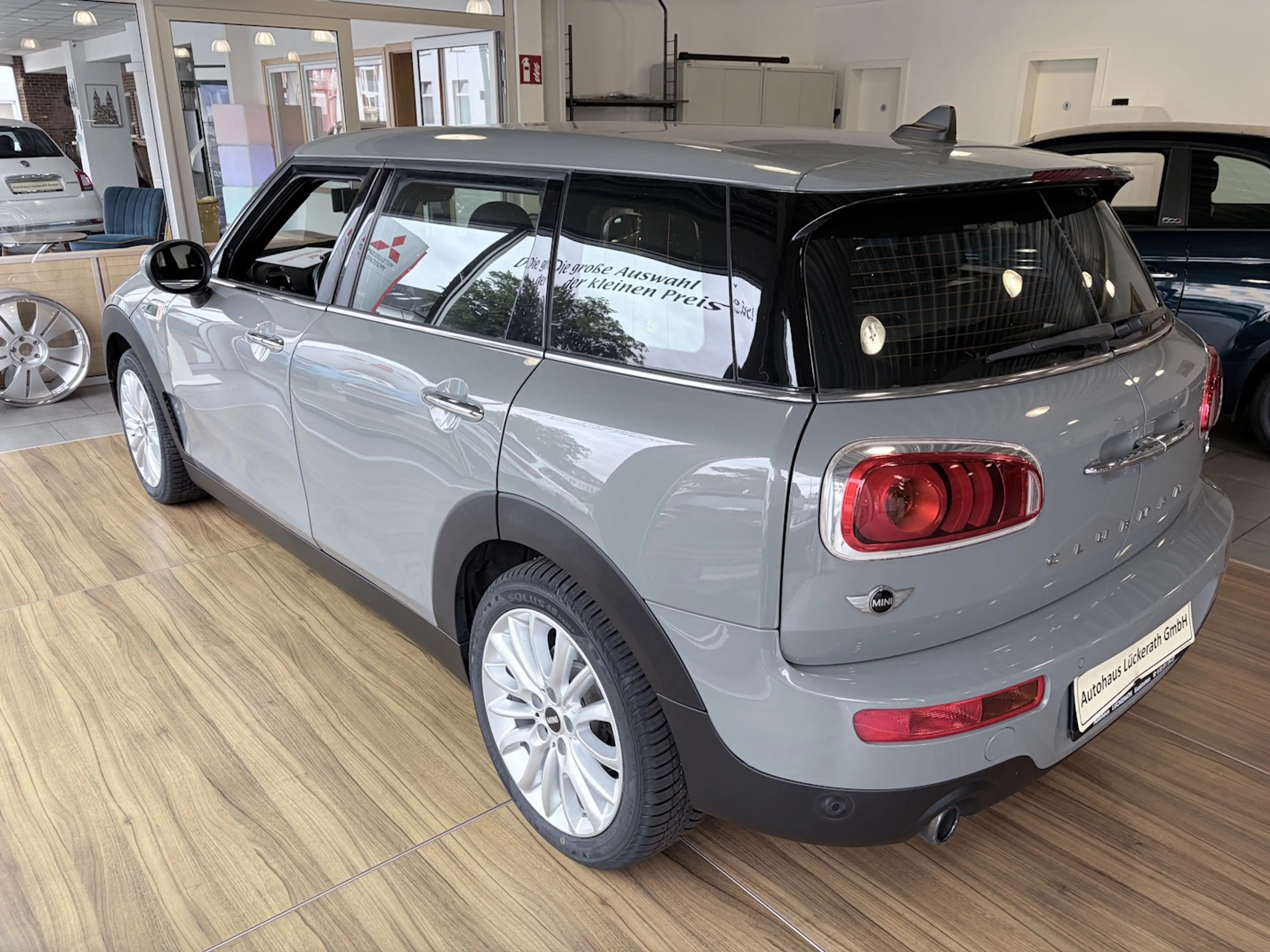 MINI One Clubman Mini One Clubman — photo 4