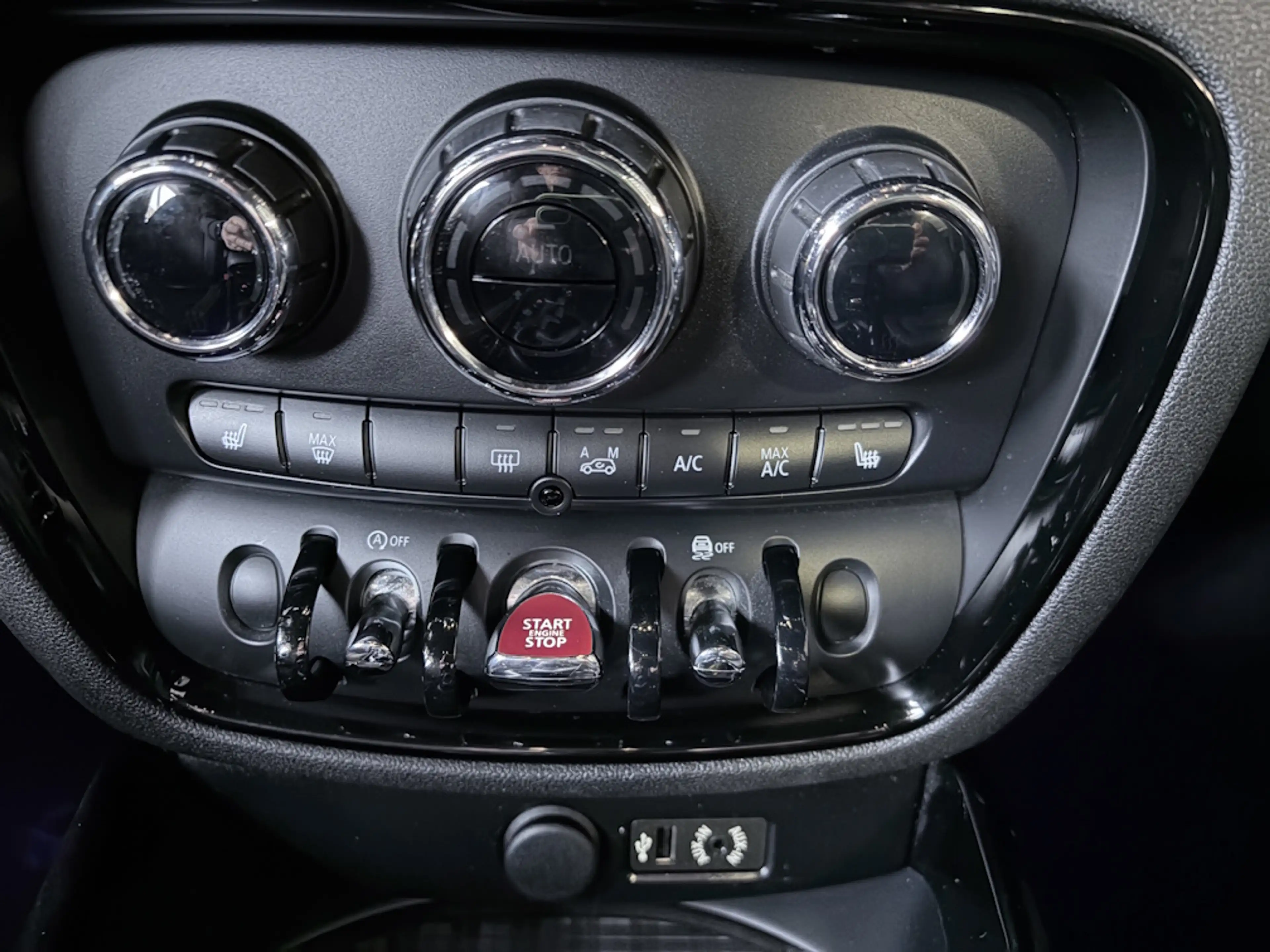 MINI One Clubman Mini One Clubman — photo 11