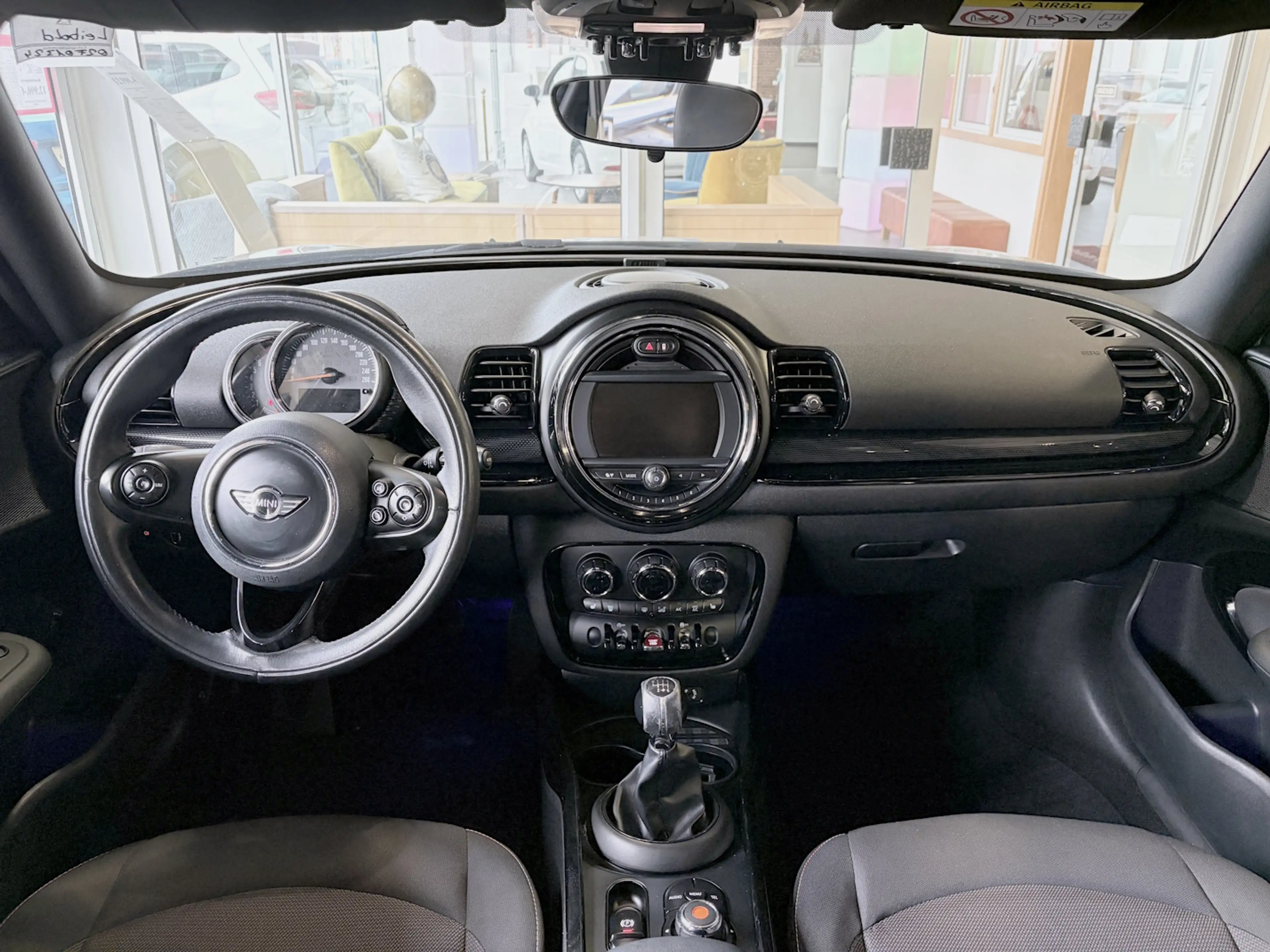 MINI One Clubman Mini One Clubman — photo 8