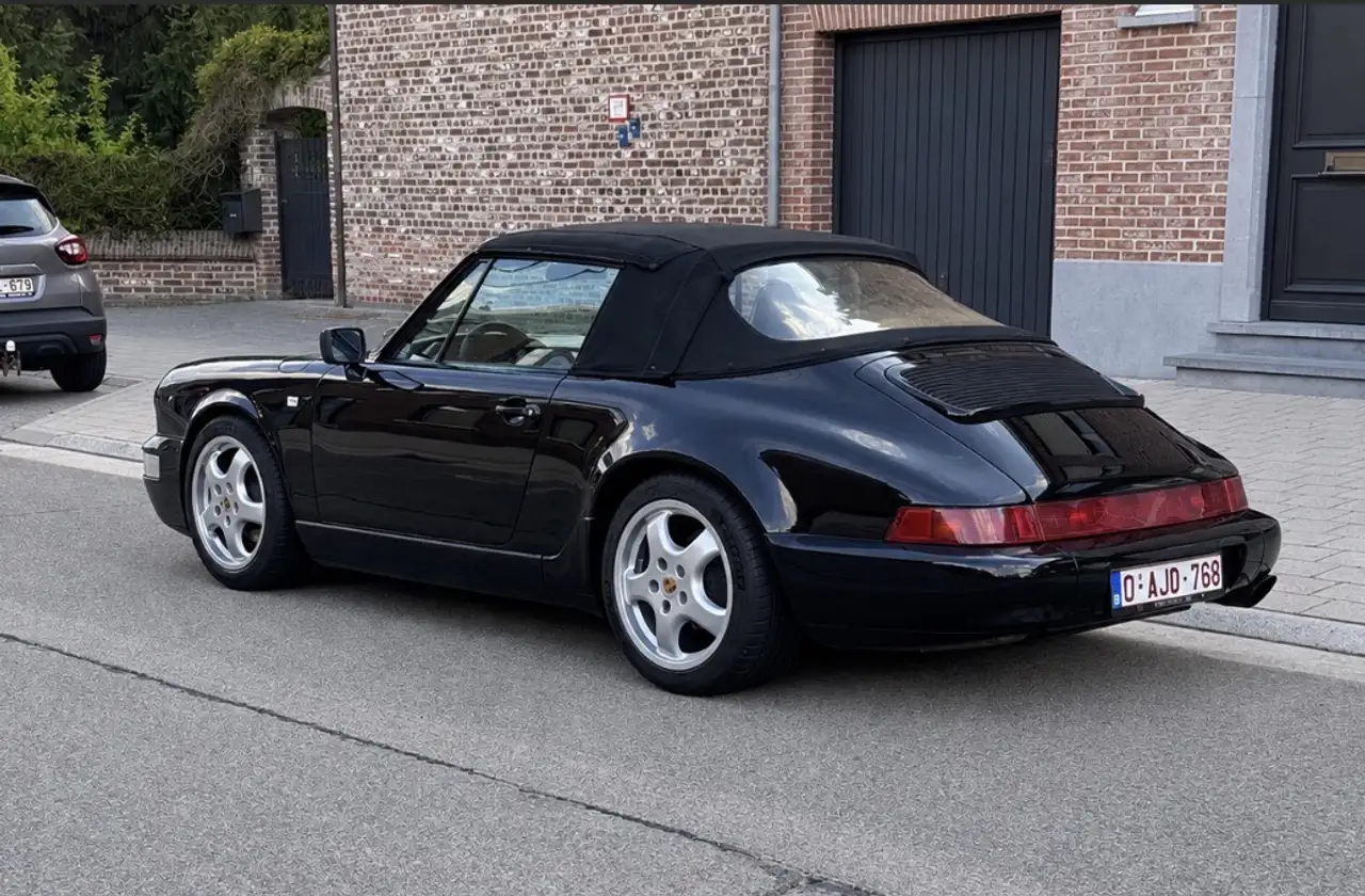 Porsche 964