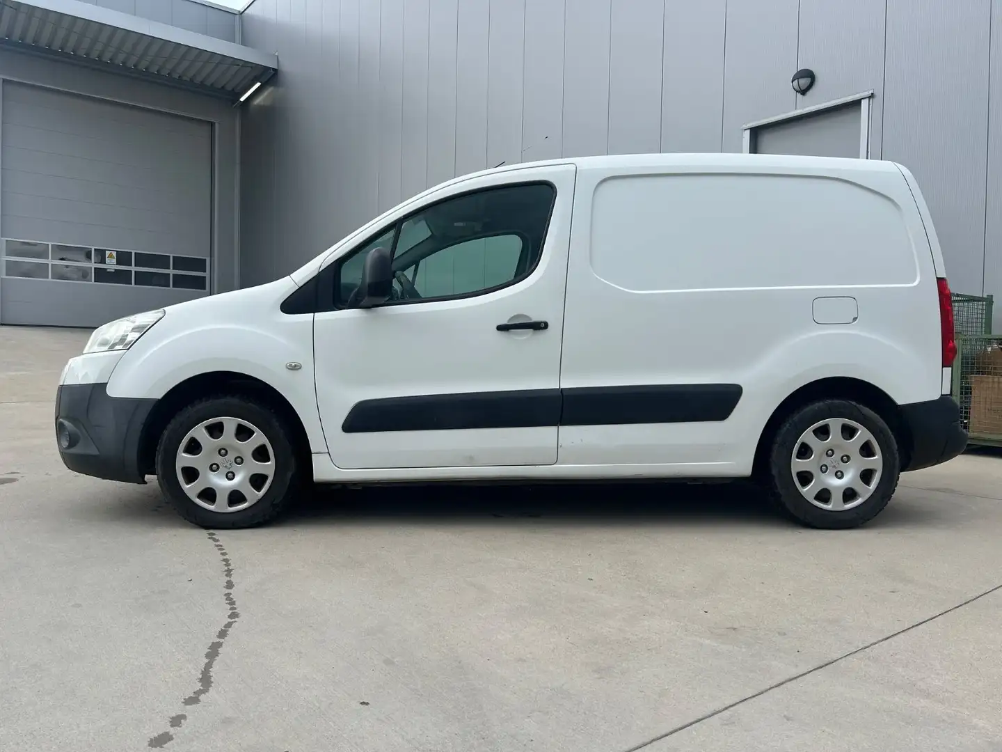 Peugeot Partner 1.6 HDI*TÜV-6-2026*EURO-4* Blanc - 2