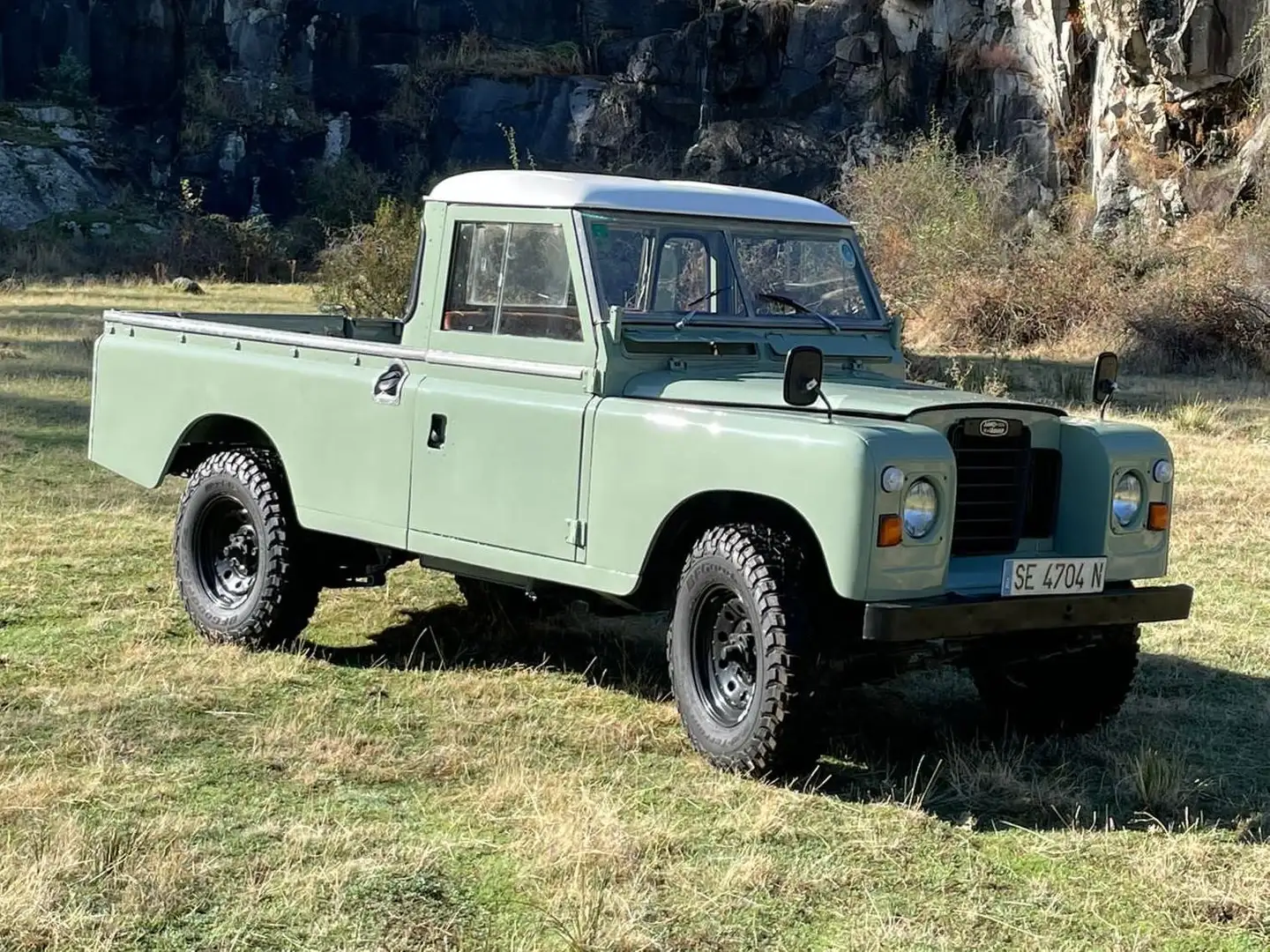 Land Rover Santana restaurado completamente Verde - 1