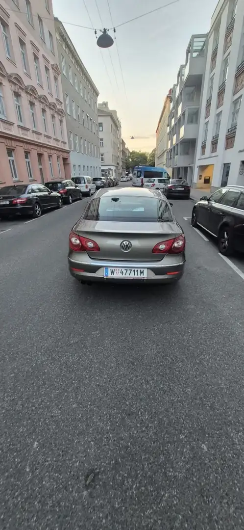 Volkswagen Passat CC 2.0 TDI DSG - 2
