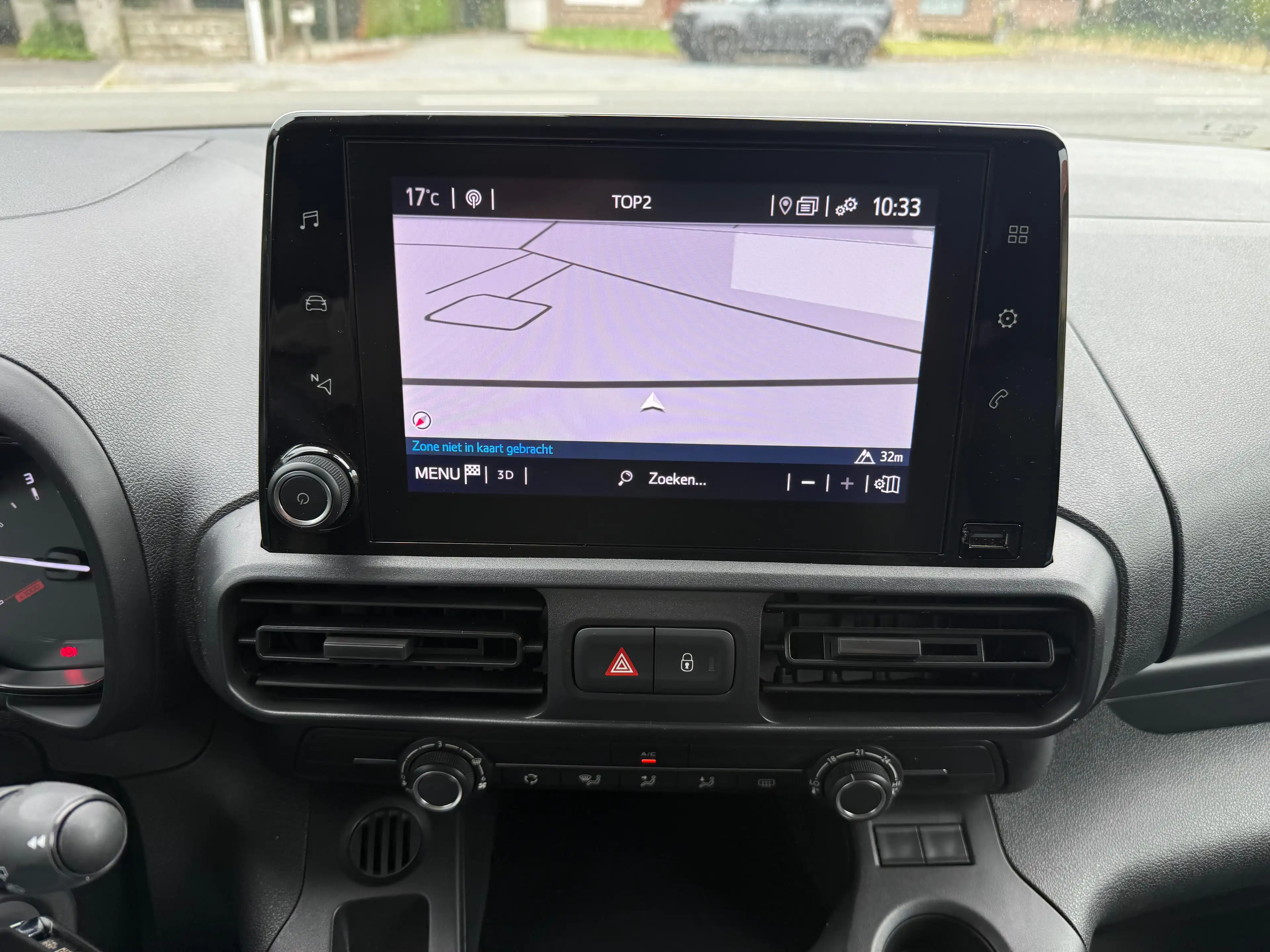 Toyota Proace City 1.2 PureTech — photo 10