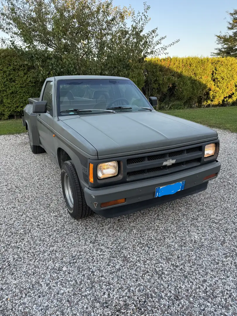 Chevrolet S-10 Pick-up Szary - 2