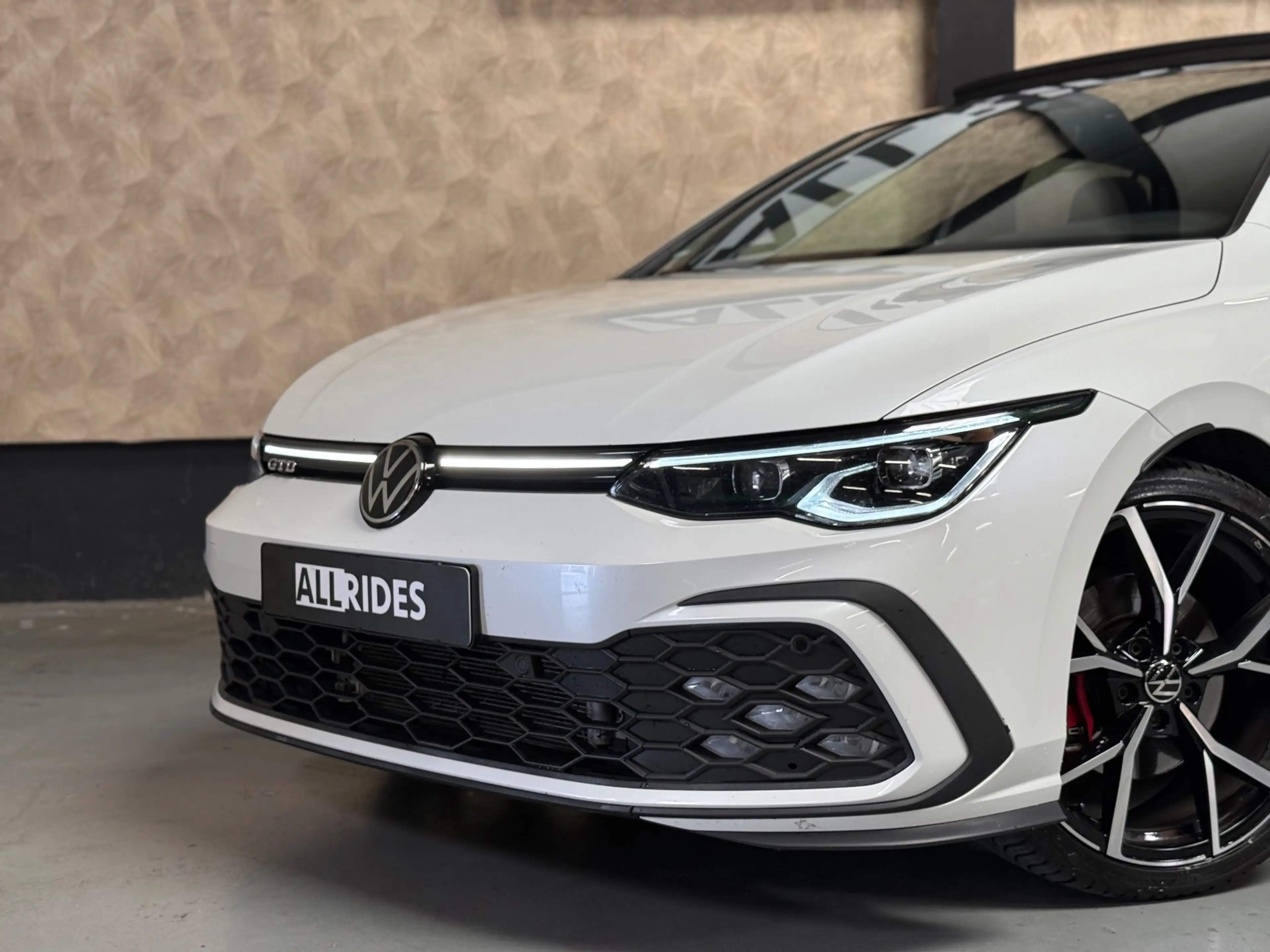 Volkswagen Golf GTD 2.0 TDI | Sfeerverlichting | Stuur/Stoelverwarming — photo 3