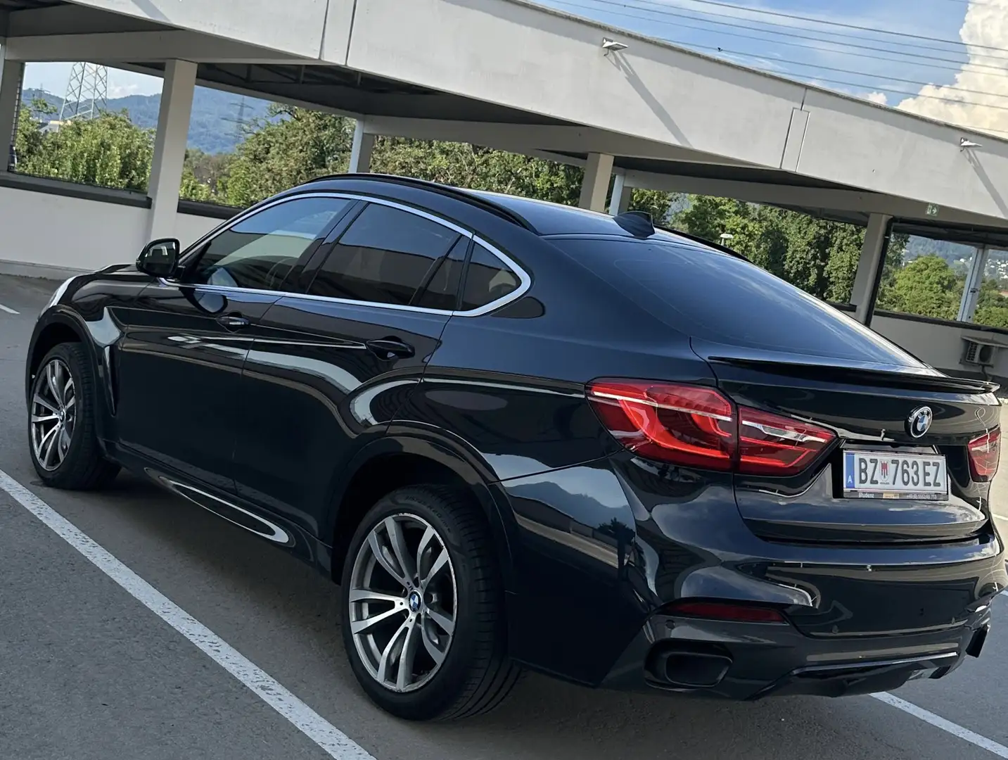 BMW X6 xDrive30d - 1