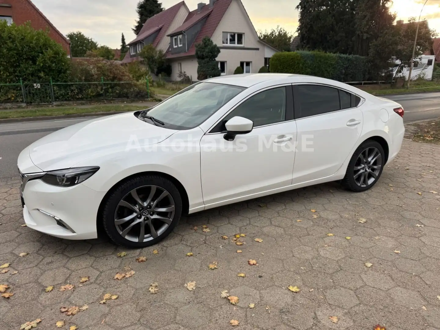 Mazda 6 Lim. 2.0 Benzin Schalter *LED+19'*Top Zustand Weiß - 1