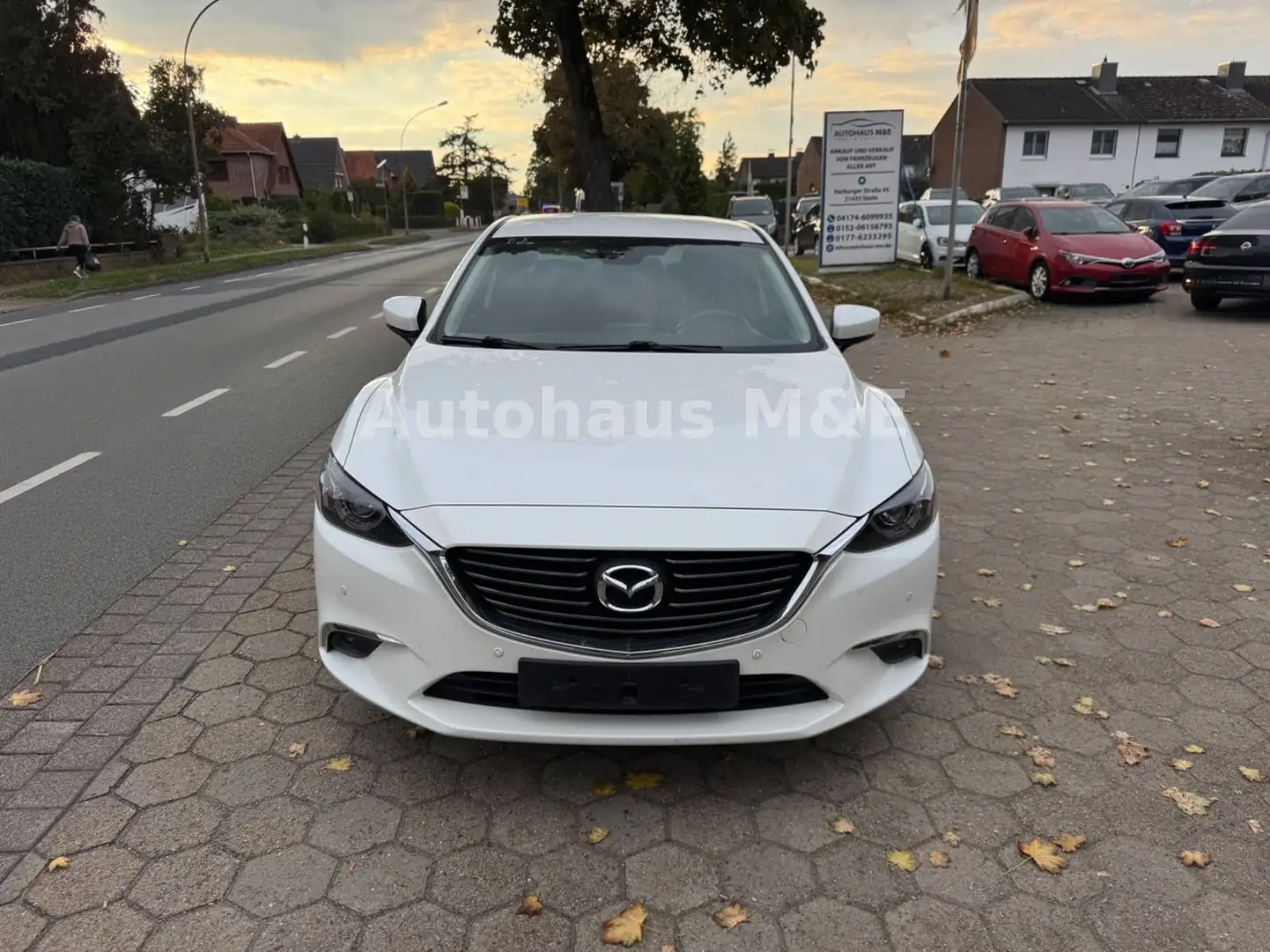 Mazda 6 Lim. 2.0 Benzin Schalter *LED+19'*Top Zustand Weiß - 2