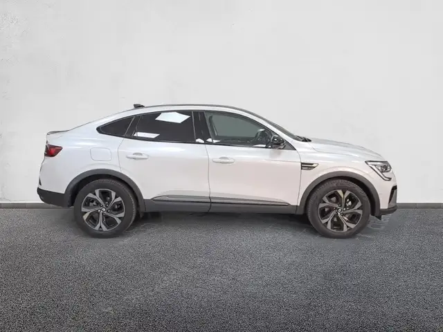 Renault Arkana view 5
