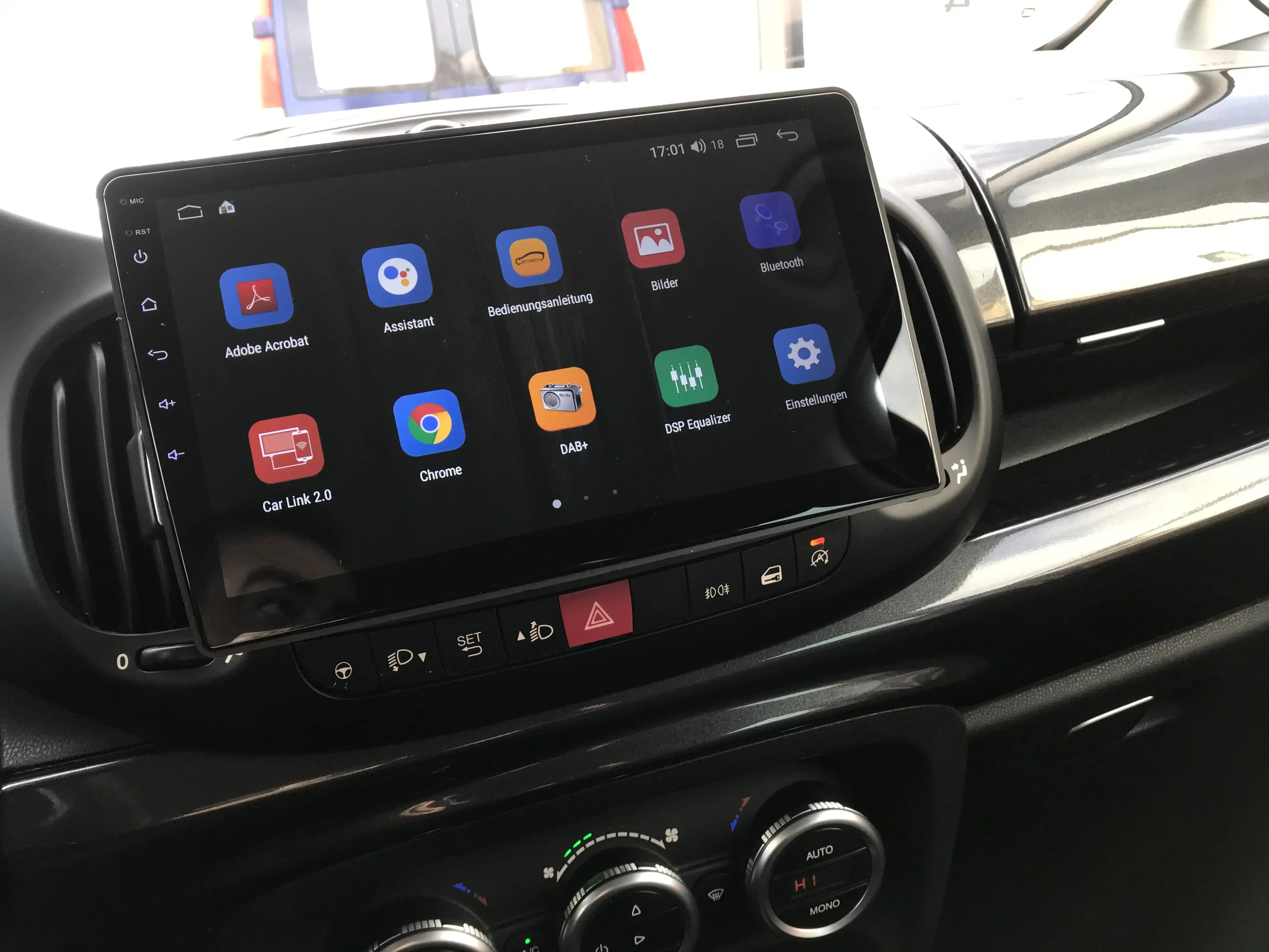Fiat 500L 500L Diesel 1.6 Rock N Road Edition Apple CarPlay — photo 14