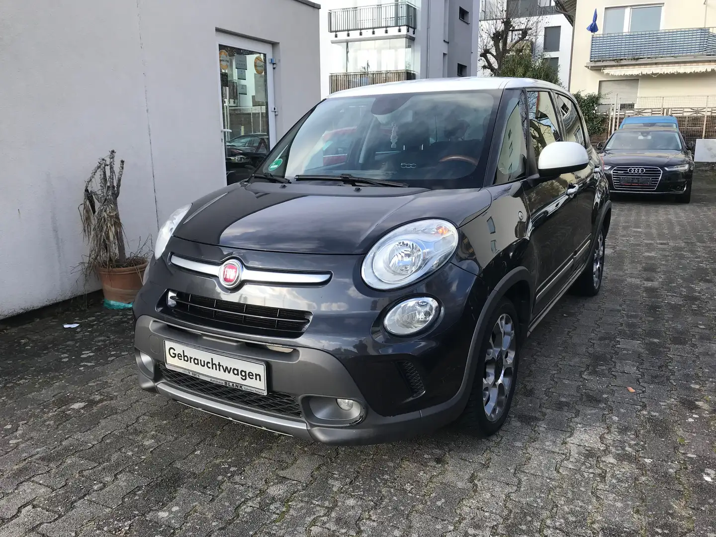 Fiat 500L 500L Diesel 1.6 Rock N Road Edition Apple CarPlay Grau - 2