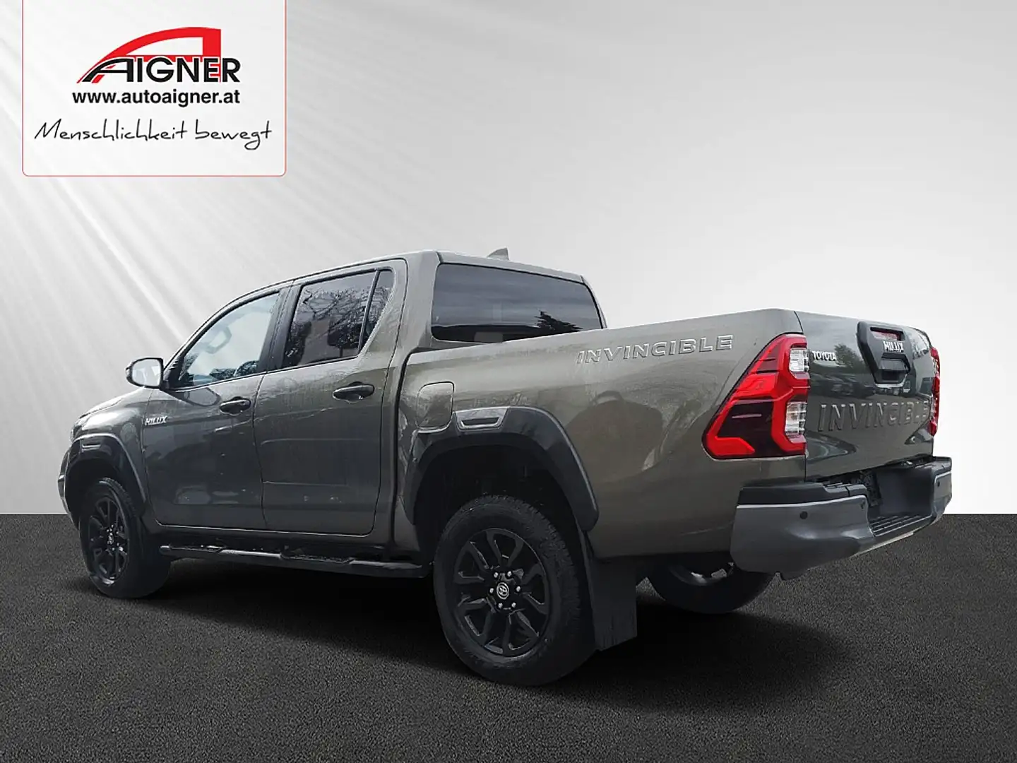 Toyota Hilux DK Invincible 4WD 2,8 D-4D Aut. Grün - 2