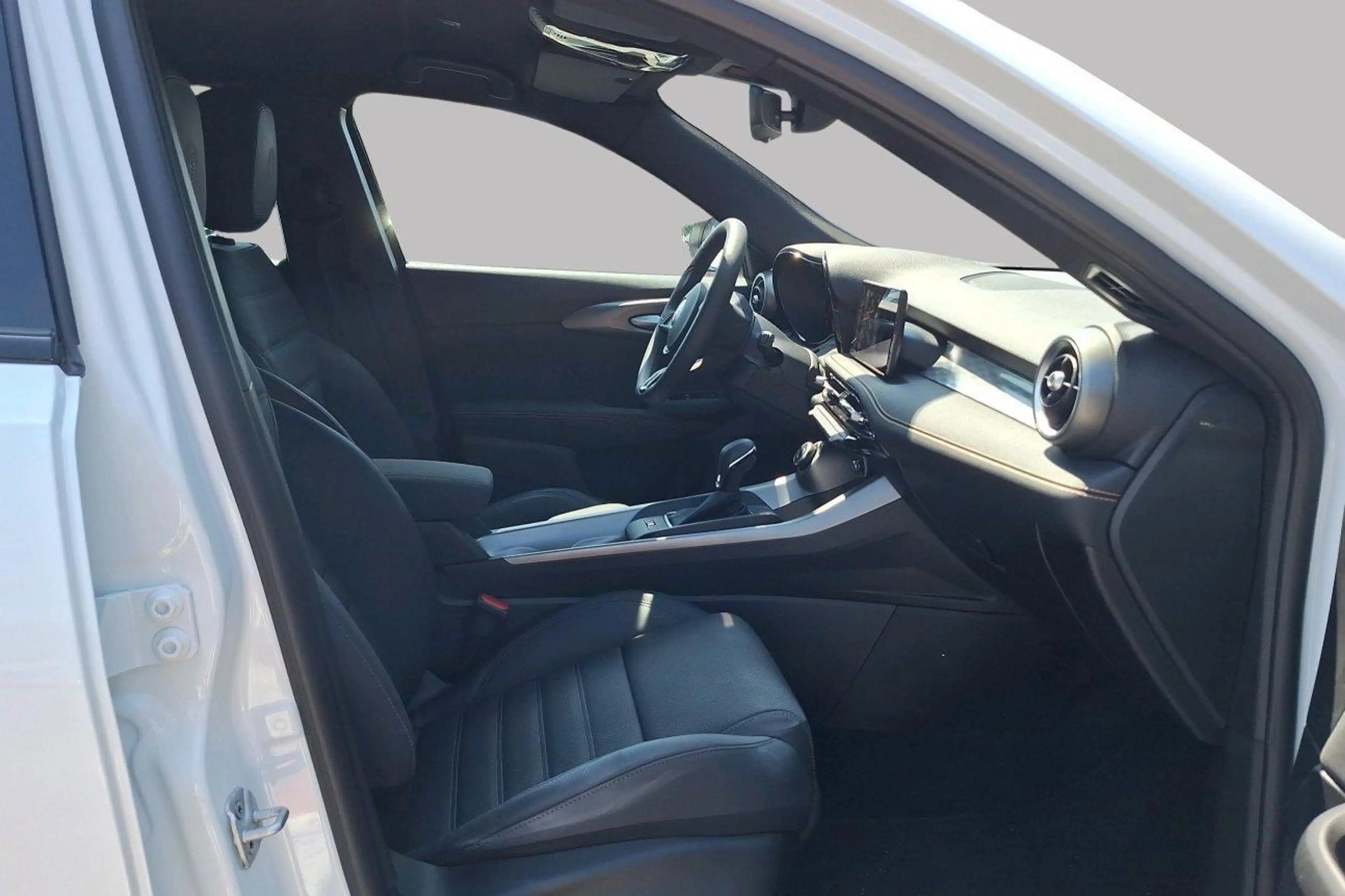 Alfa Romeo Tonale SPRINT PHEV 190 — photo 8