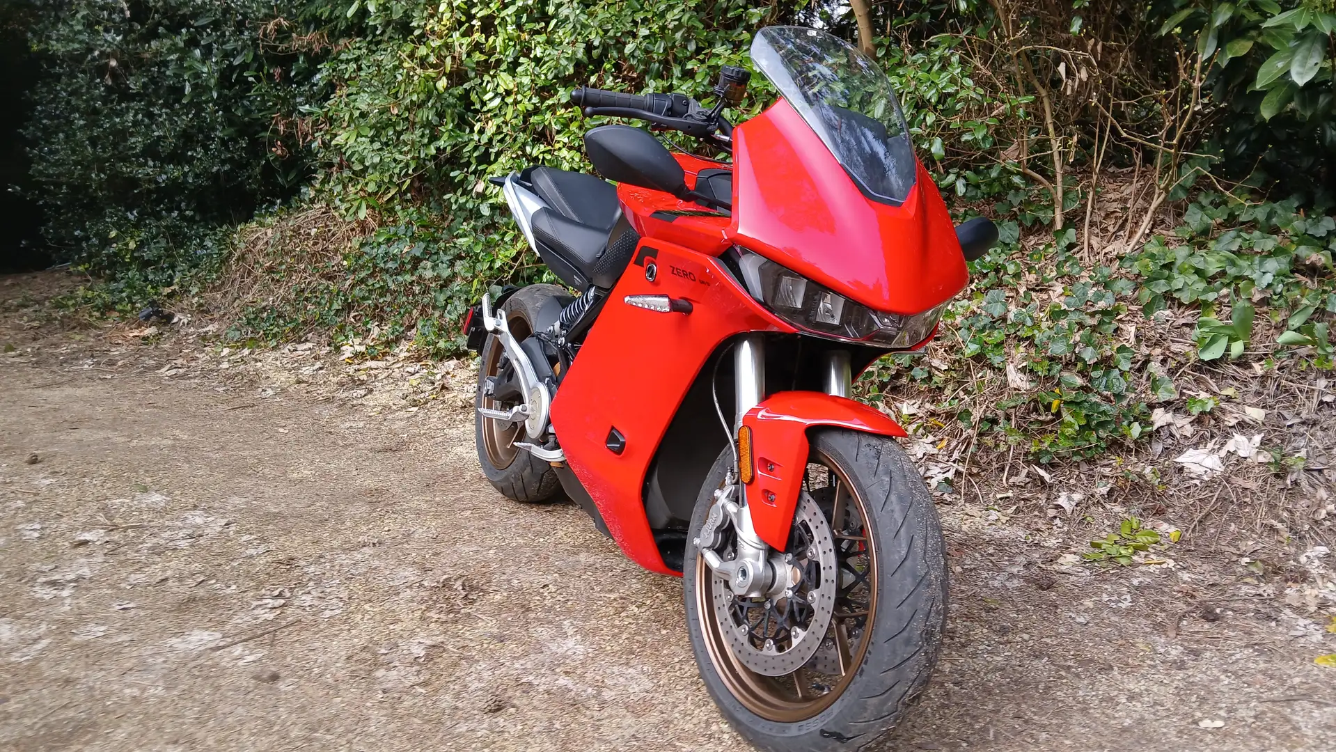 Zero Zero SR/S 2025 Rojo - 2