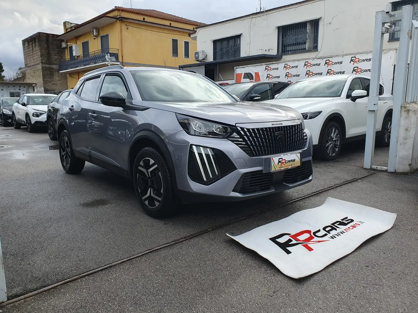 Peugeot 2008 2008 BlueHdi S&S EAT8 ALLURE Argent - 2