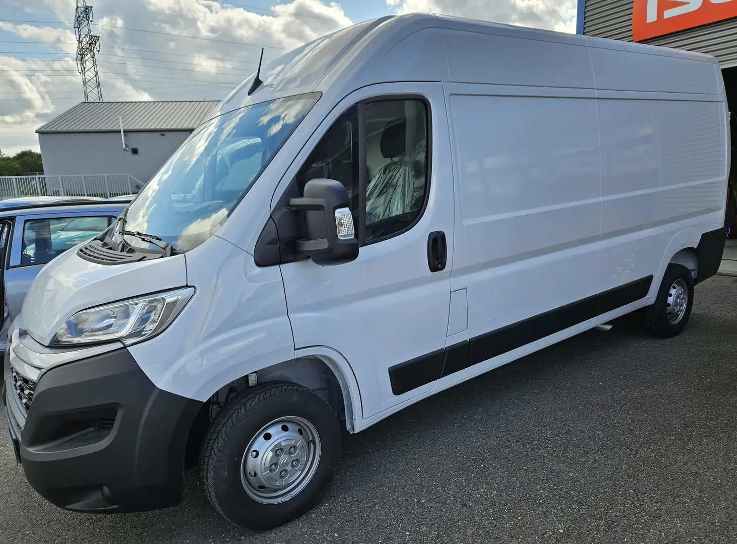 Citroen Jumper 35 L3H2 S bijela - 1