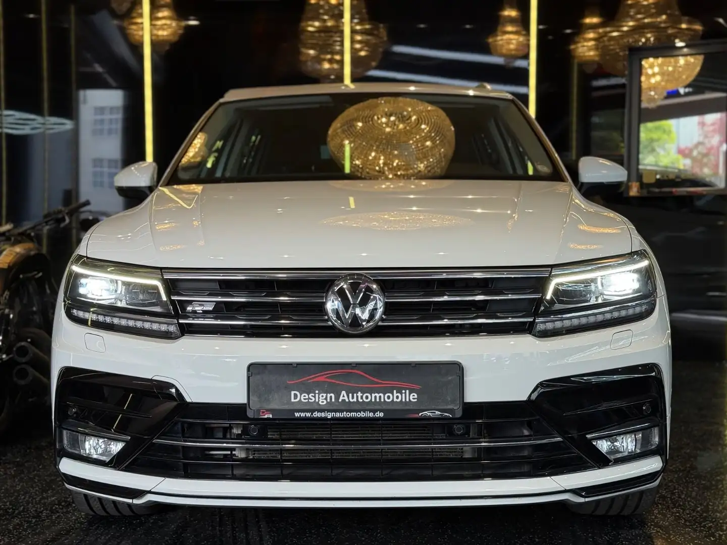 Volkswagen Tiguan Highline BMT R-LINE 4M*LED/AHK/ACC/LEDER Weiß - 2