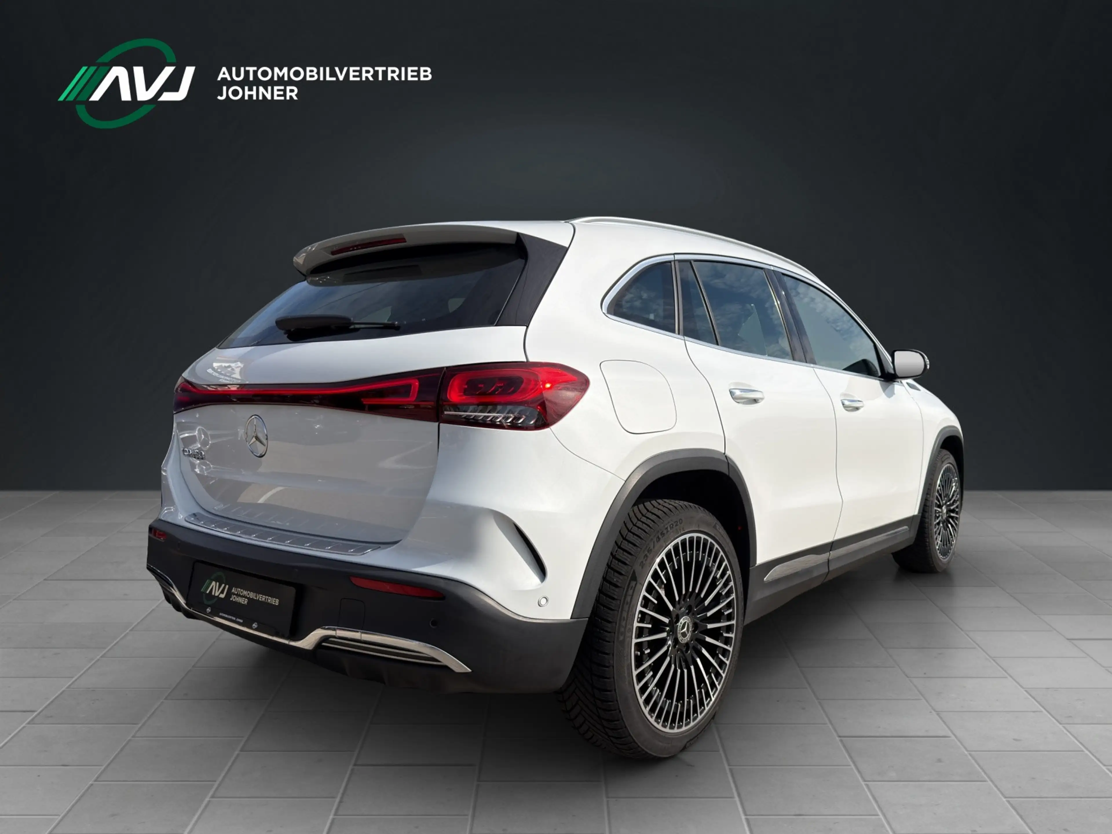 Mercedes-Benz EQA 250 | AMG Line | Pano | ACC — photo 5