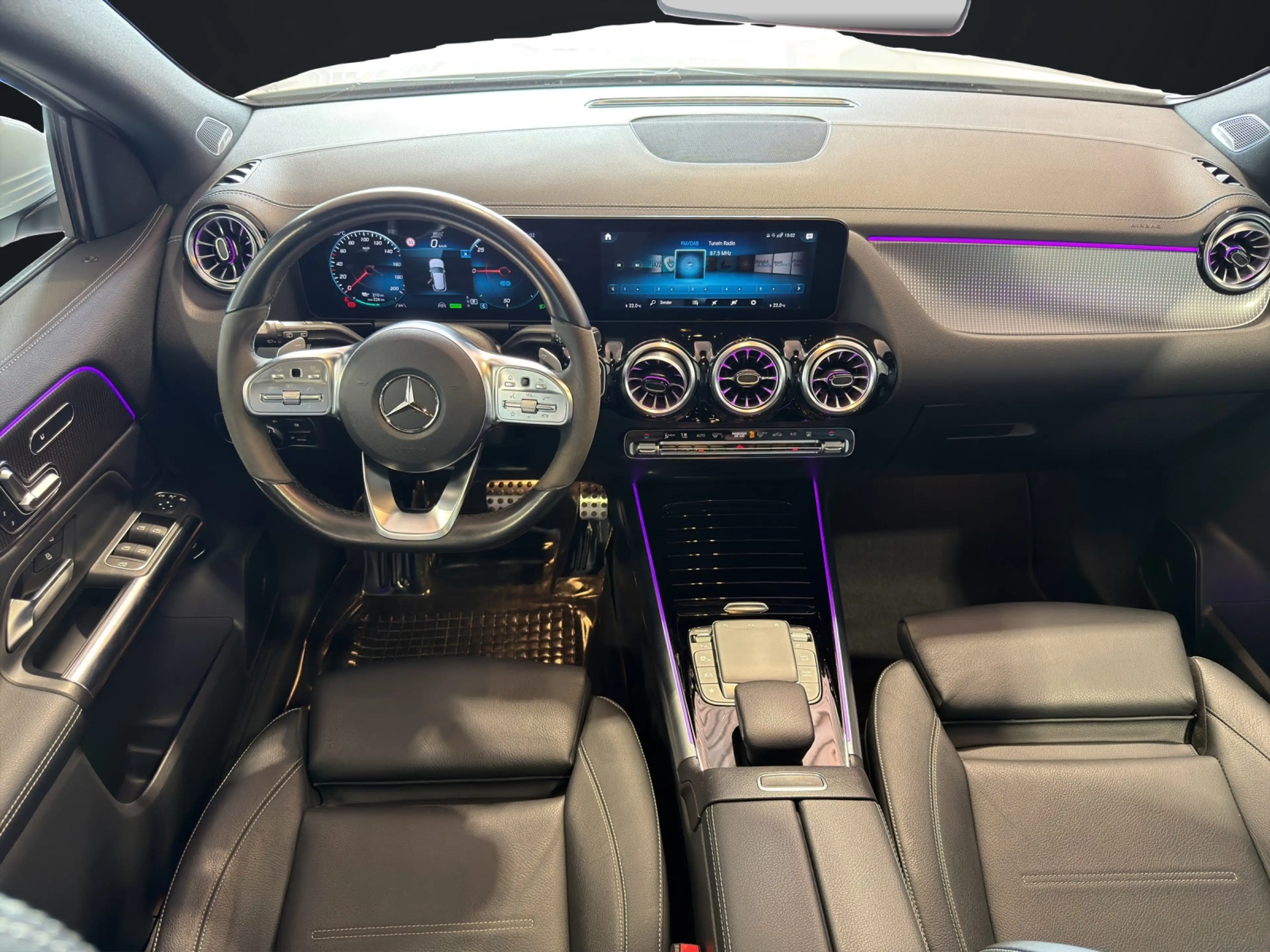 Mercedes-Benz EQA 250 | AMG Line | Pano | ACC — photo 14
