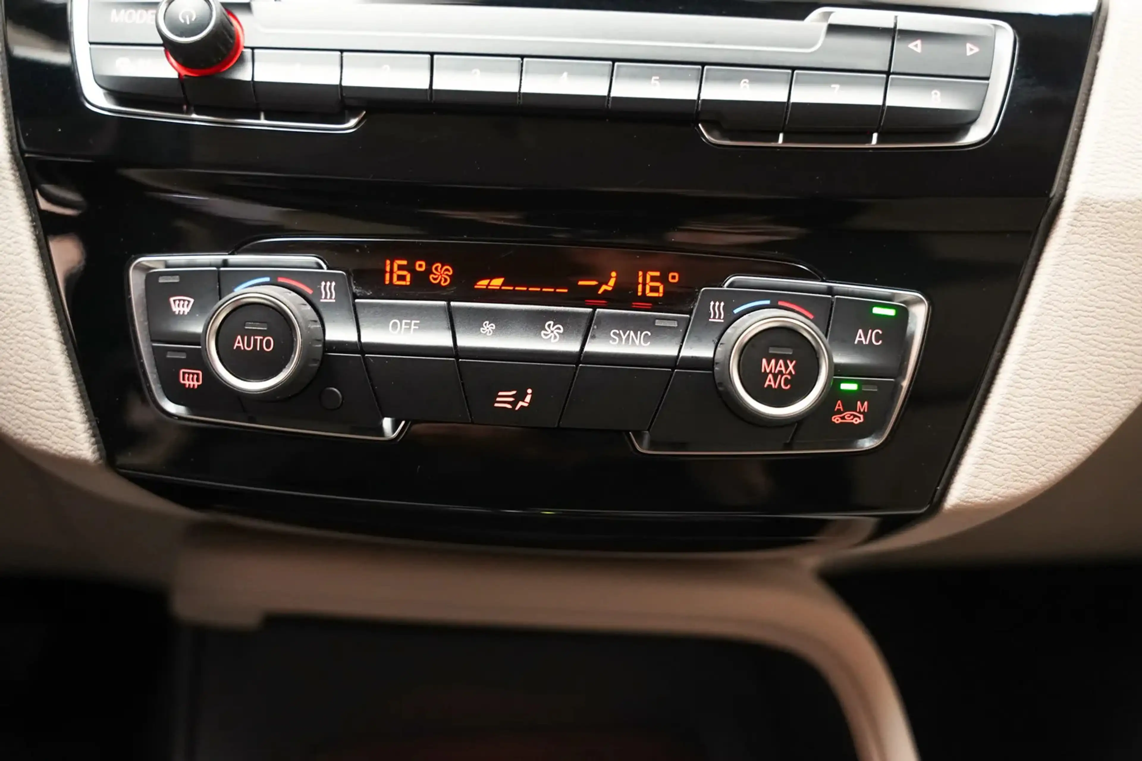 BMW X1 xDrive 25e Executive Aut. [ Navi Camera Leder ] — photo 8
