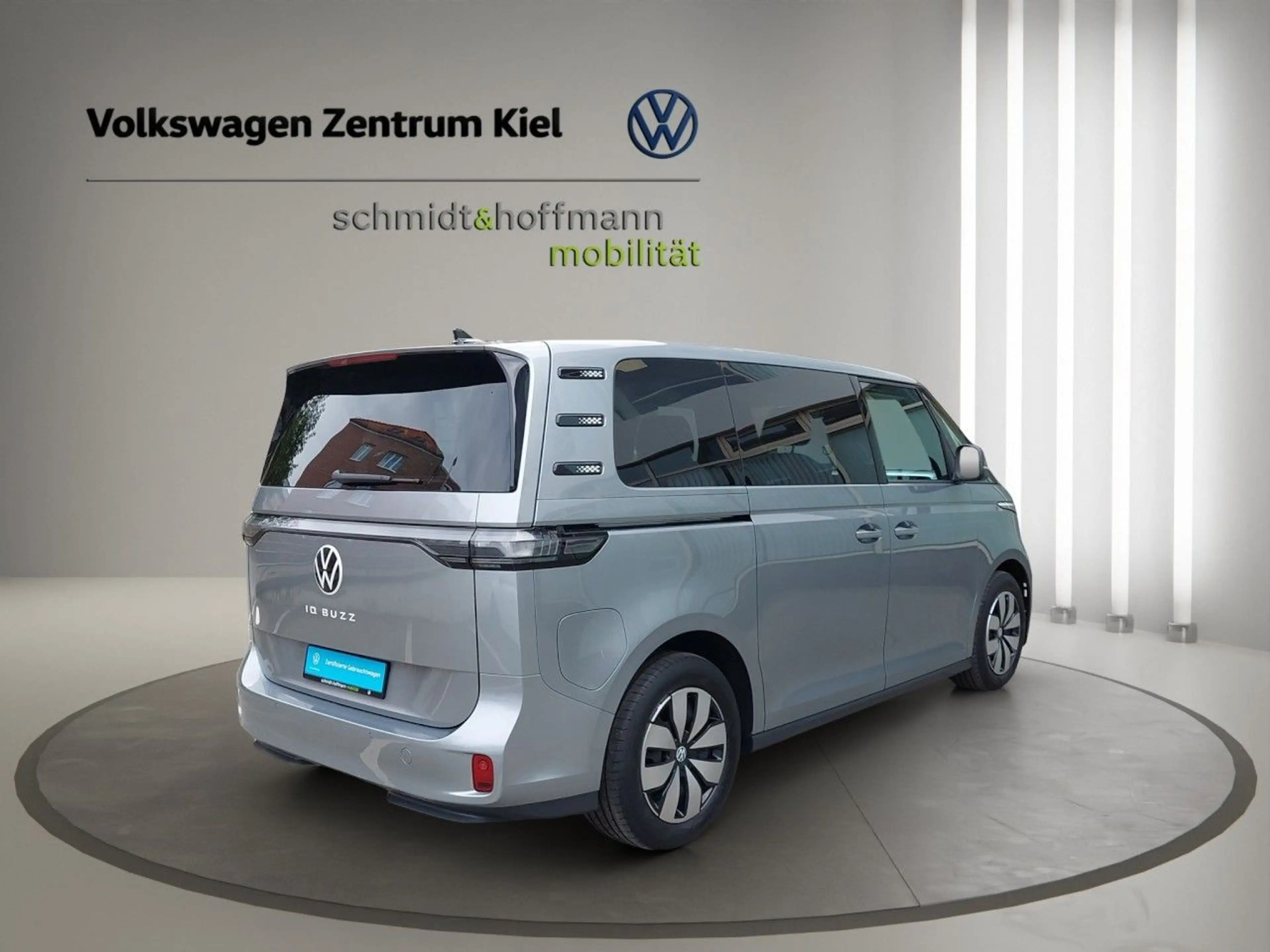Volkswagen ID. Buzz Pro 210 kW Klima Einparkhilfe Sitzheizung — photo 7