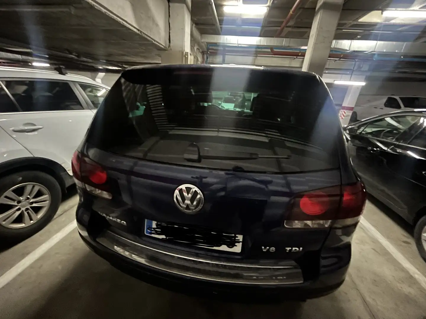 Volkswagen Touareg 3.0TDI Individual Tiptronic - 2