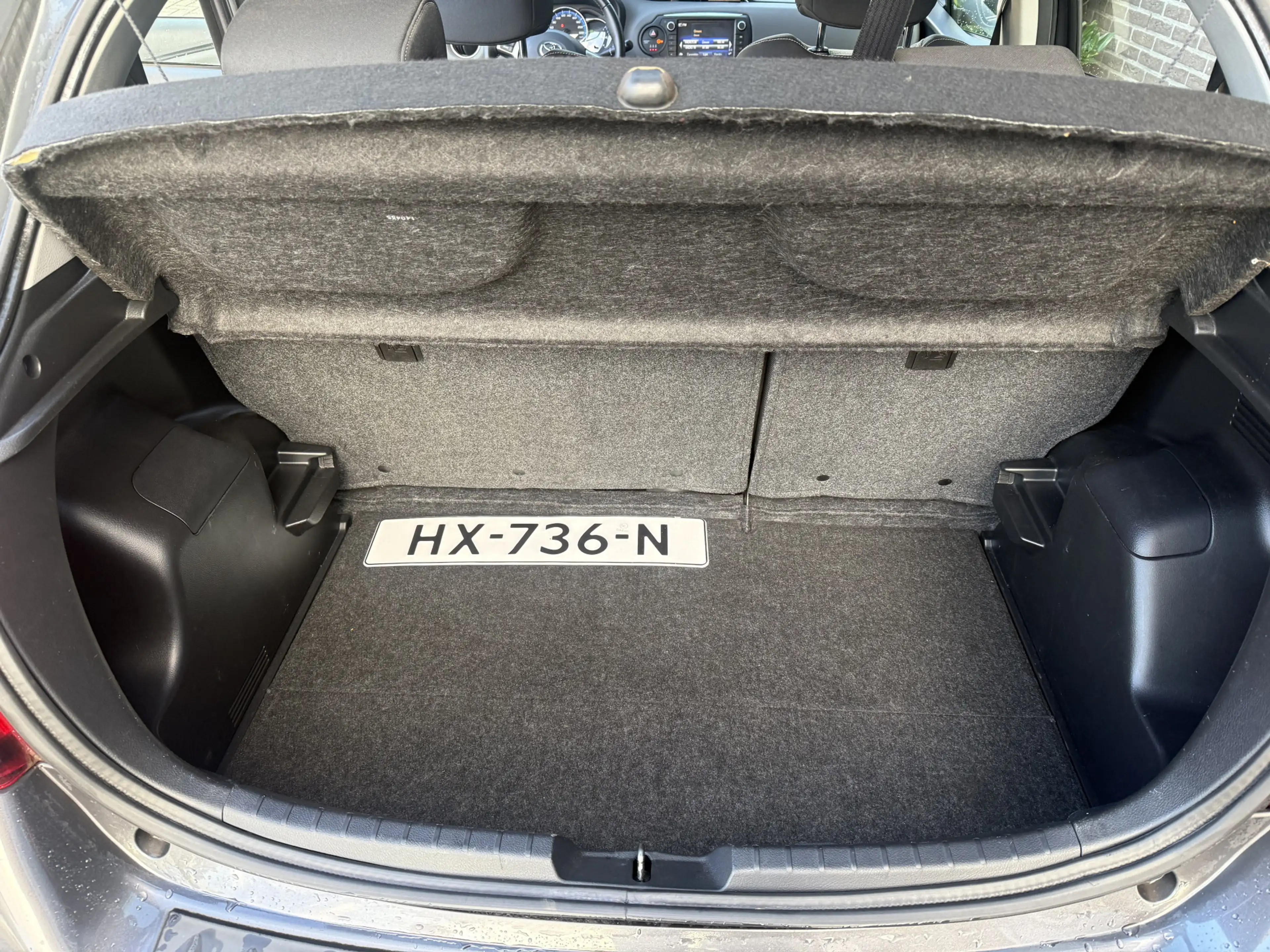 Toyota Yaris 1.5 Hybrid Aspiration — photo 8