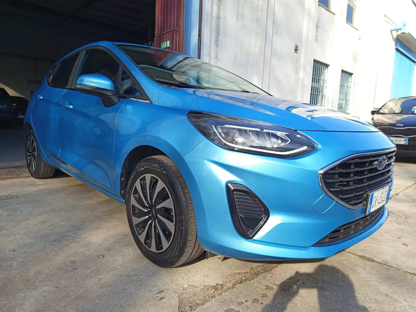 Ford Fiesta Fiesta VII 2022 5p 5p 1.1 Titanium Gpl 75cv Blau - 2