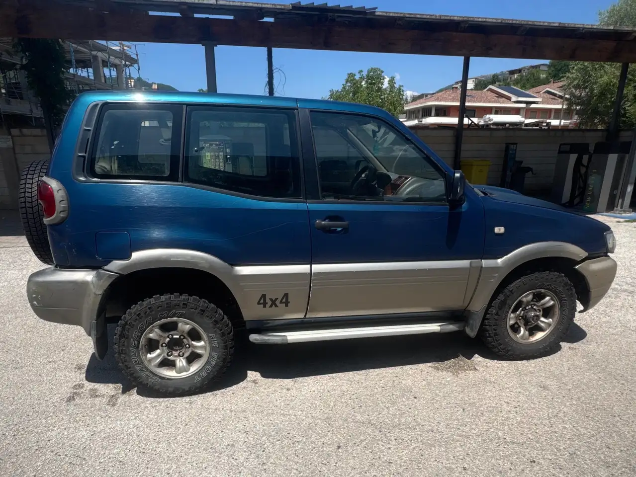 Nissan Terrano 3p 2.7 td Sport, foto 2