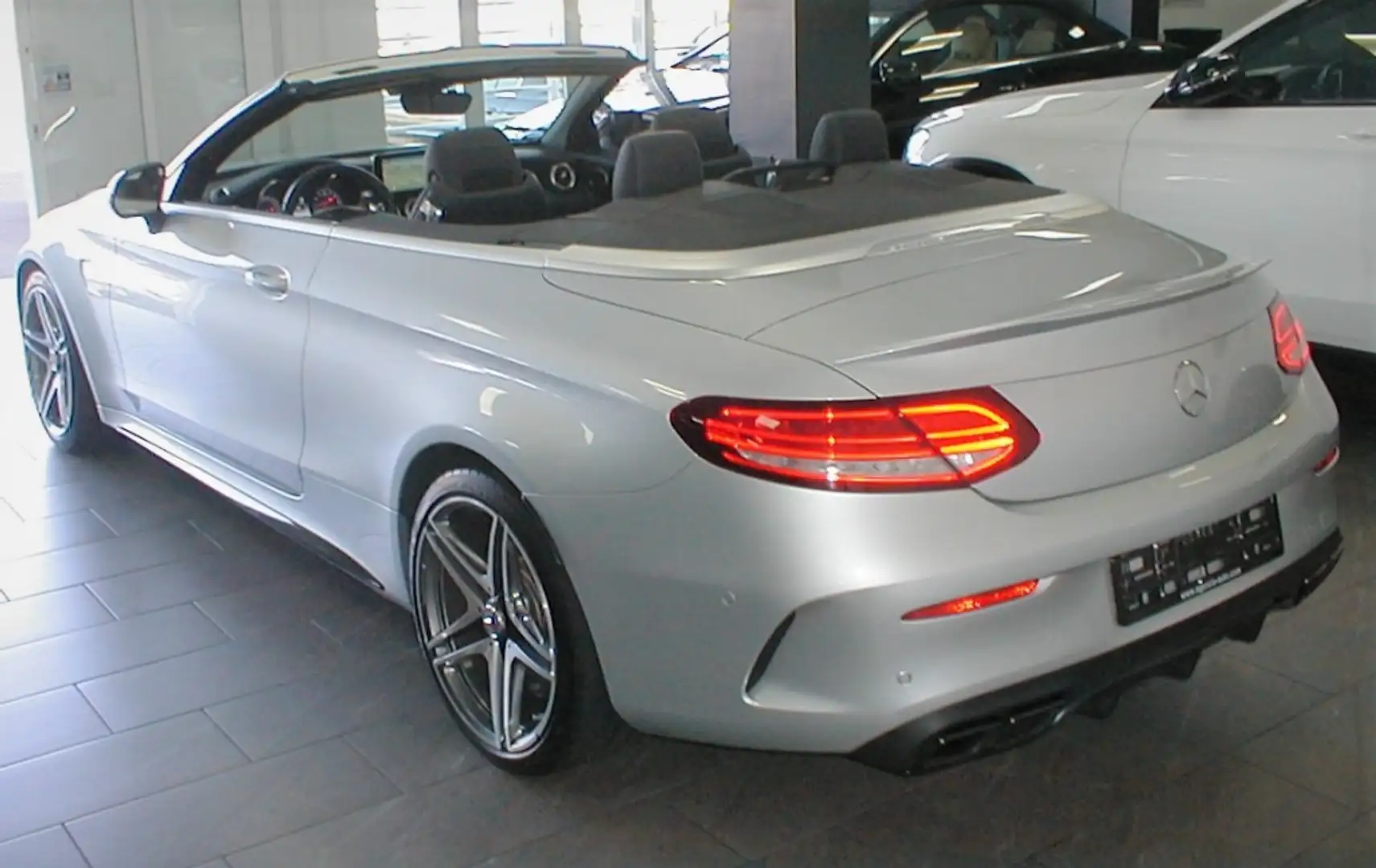 Mercedes-Benz C 63 AMG Cabrio Speedshift MCT 9G - 2