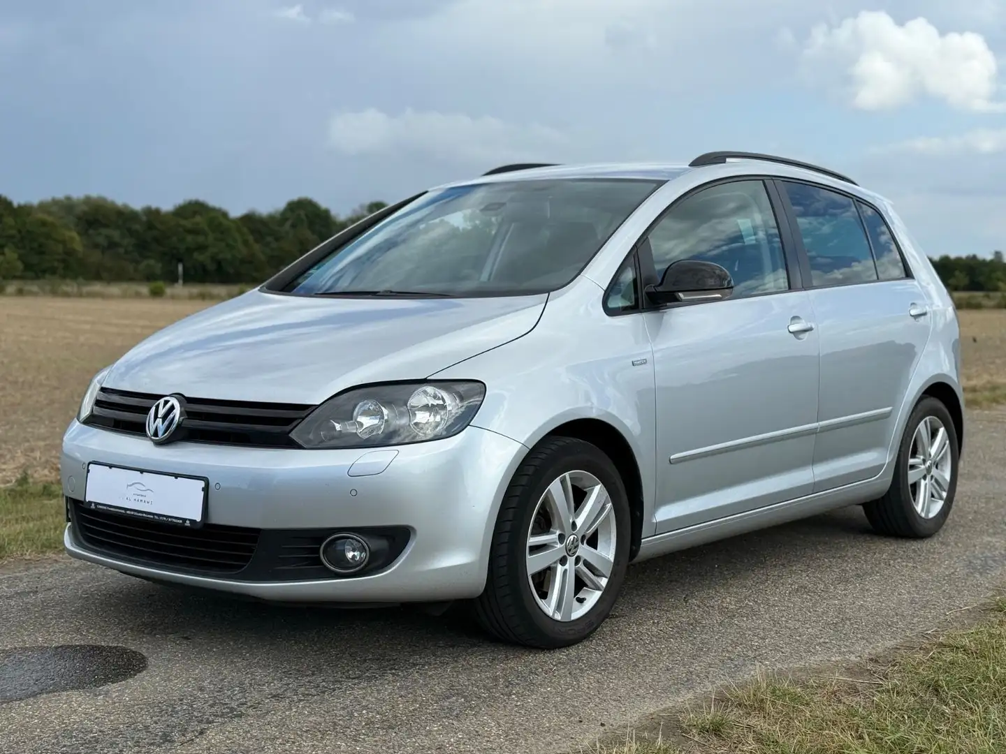 Volkswagen Golf Plus VI Match 1.6 TDI / Scheckheft / AHK Silber - 1