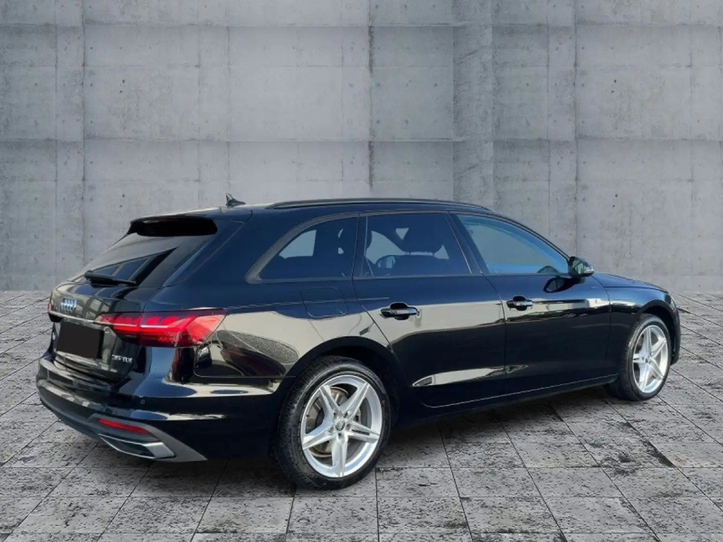 Audi A4 Avant 35 TDI/163 CV S tronic Nero - 2
