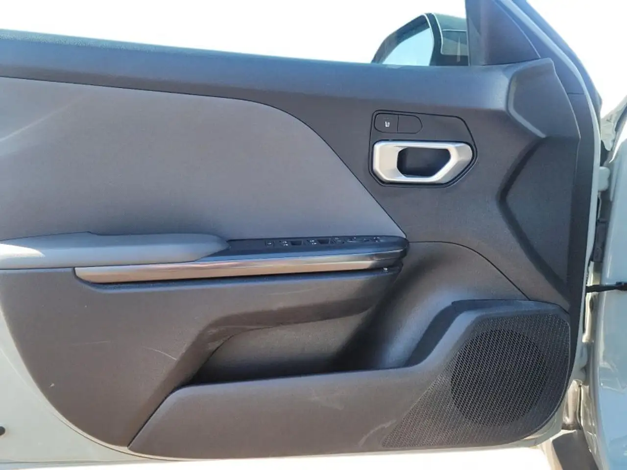 Kia K4 снимка Kia K4