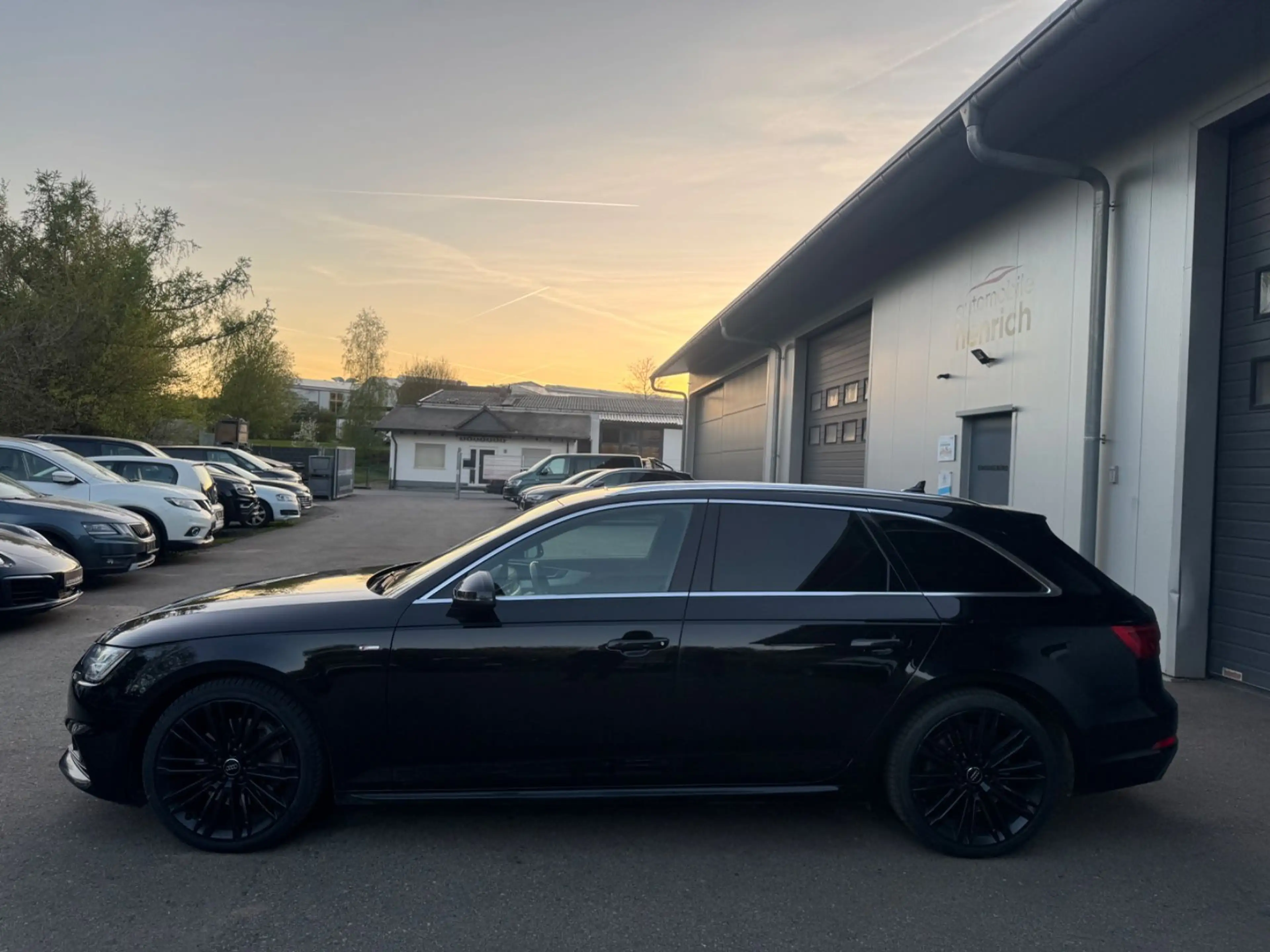 Audi A4 Avant quattro TDi S-line,Pano,Virtual,B&O,HuD — photo 6
