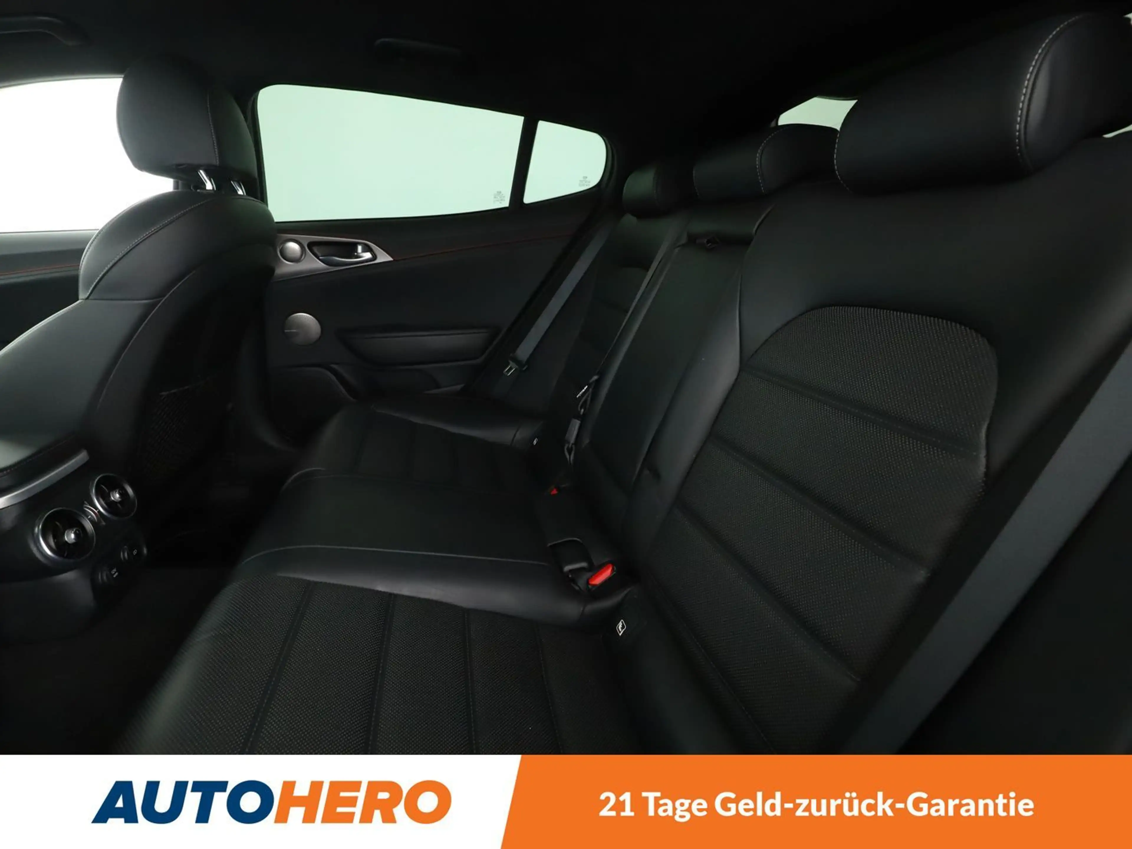Kia Stinger 2.2 CRDi GT-Line 4WD Aut.*NAVI*HEAD-UP*LED*ACC*CAM — photo 14